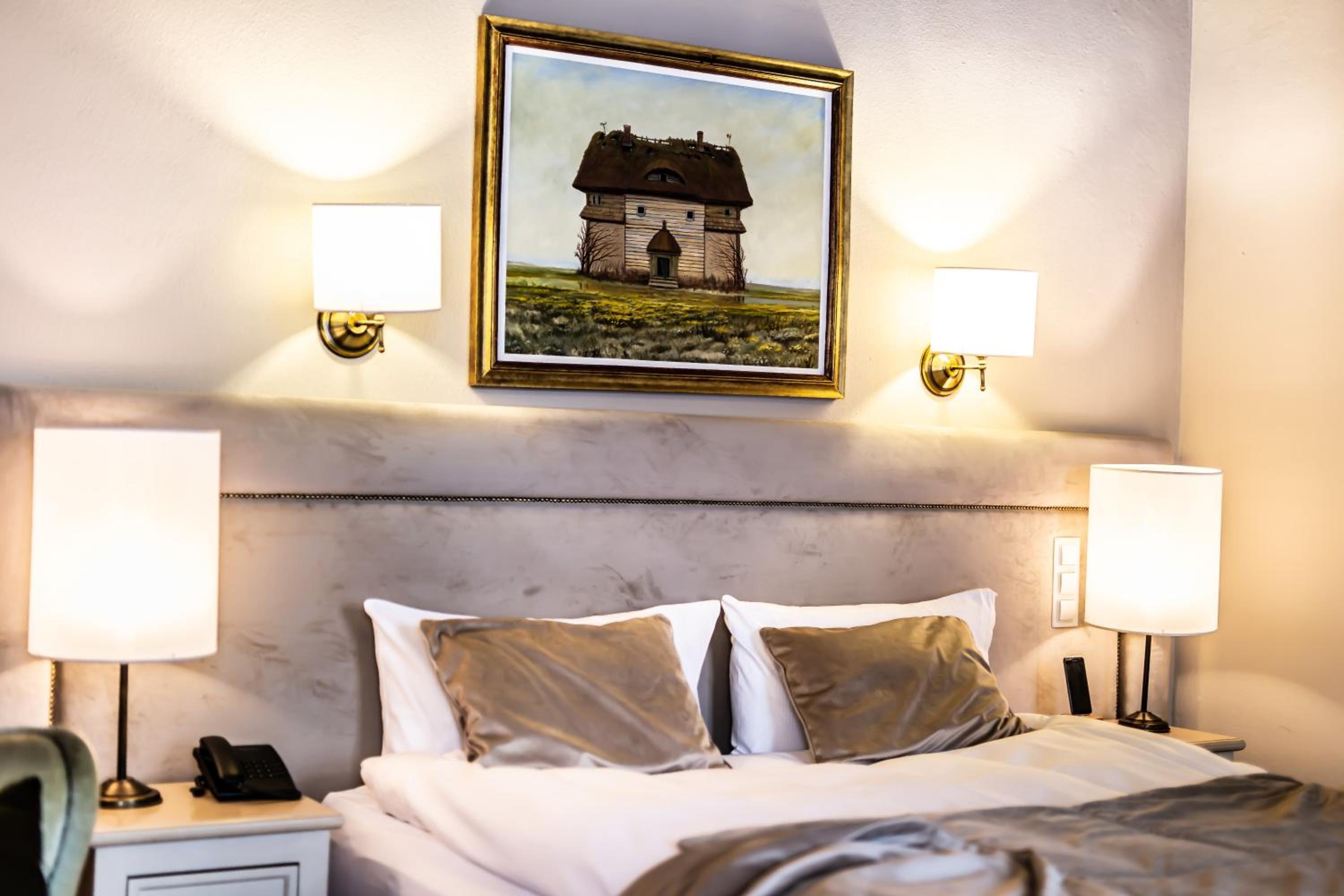 Suite - Photo 5