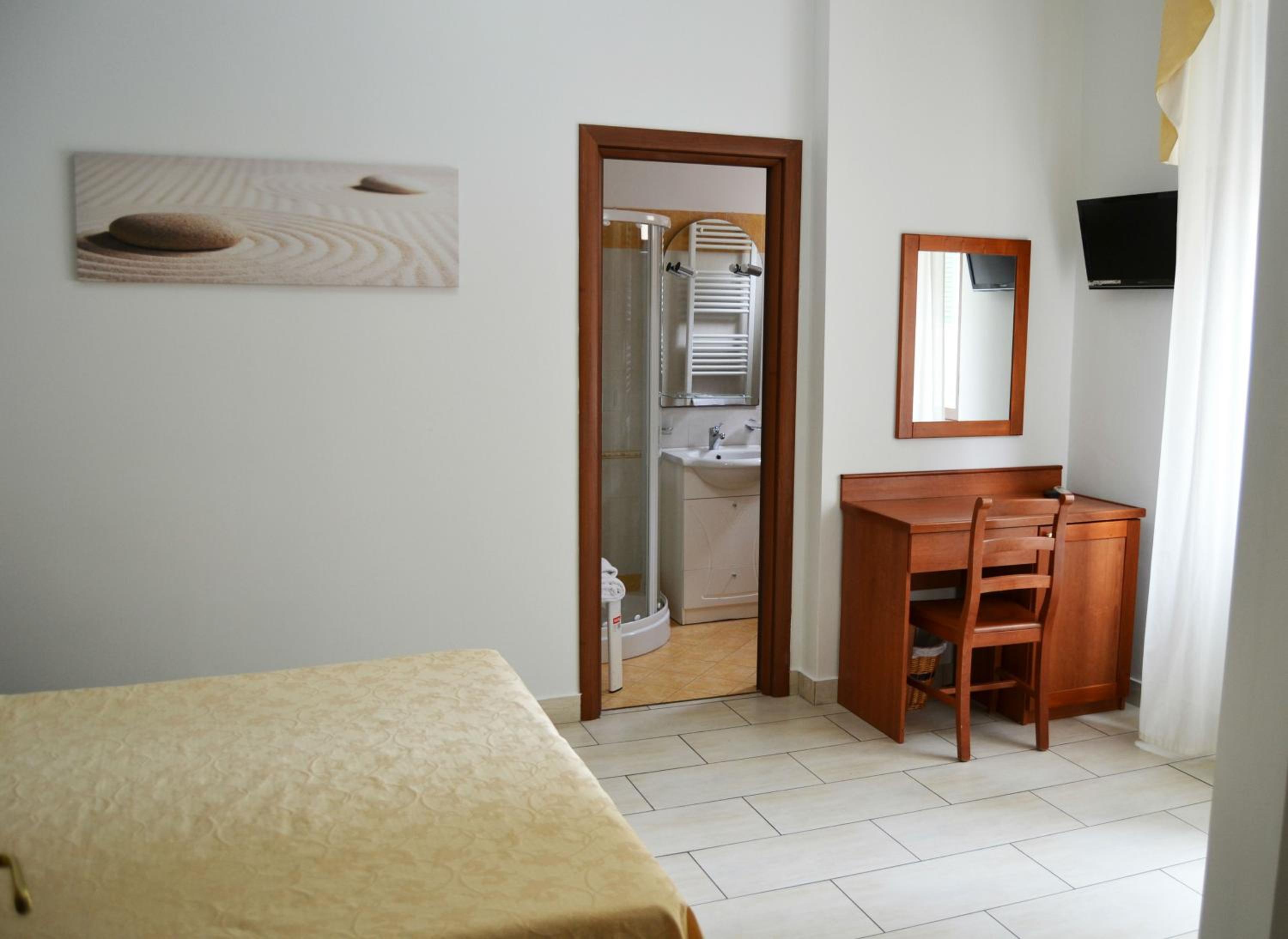 Double Room photo 3