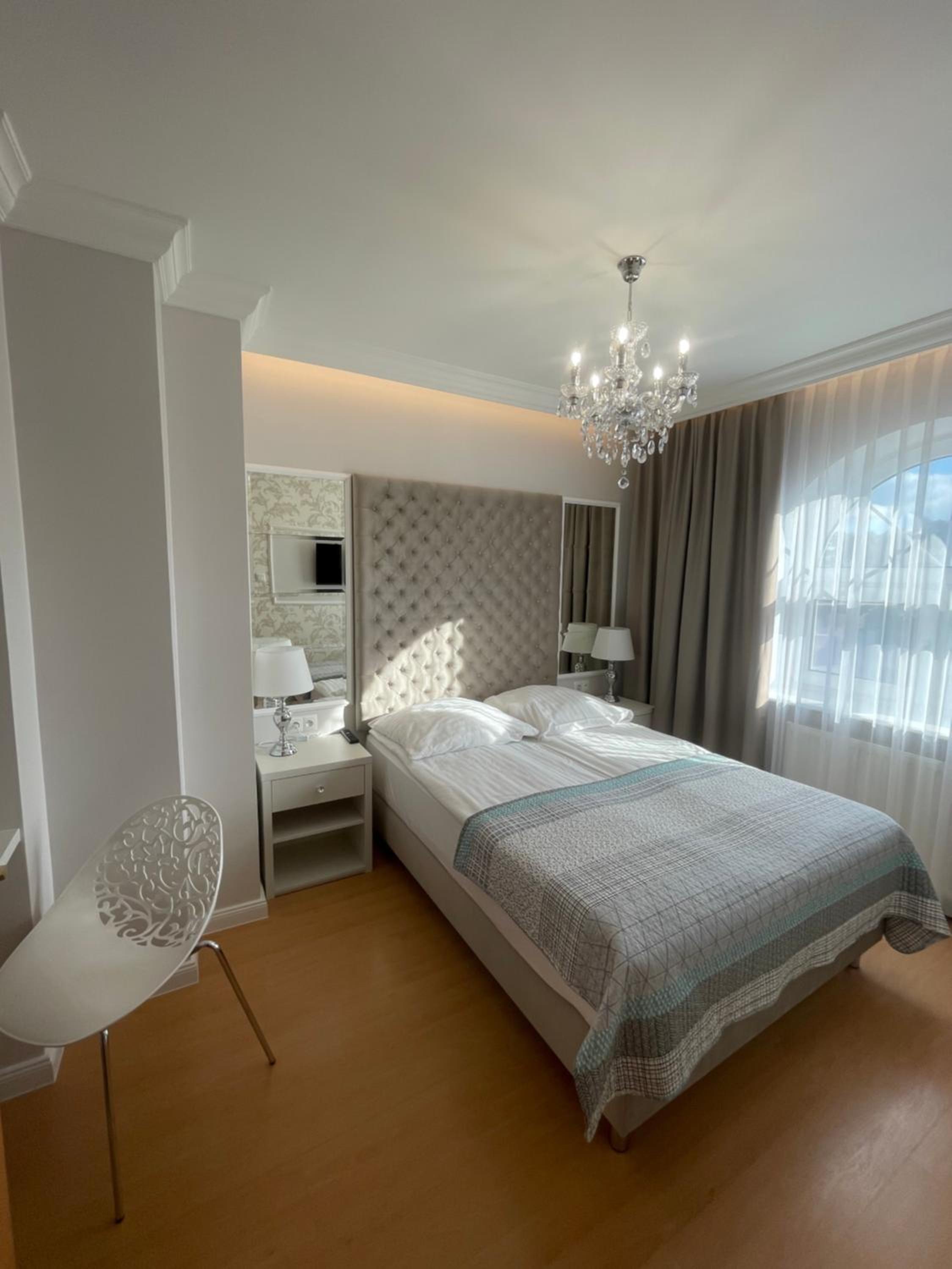 Apartment - Split Level