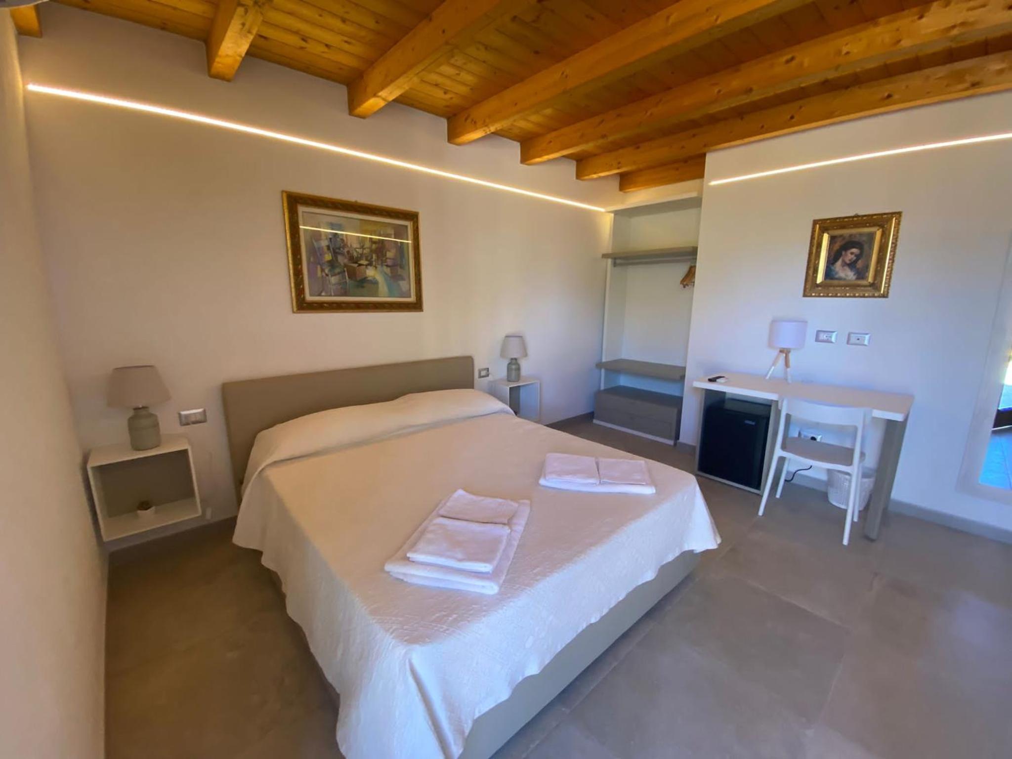 Deluxe Double Or Twin Room photo 1
