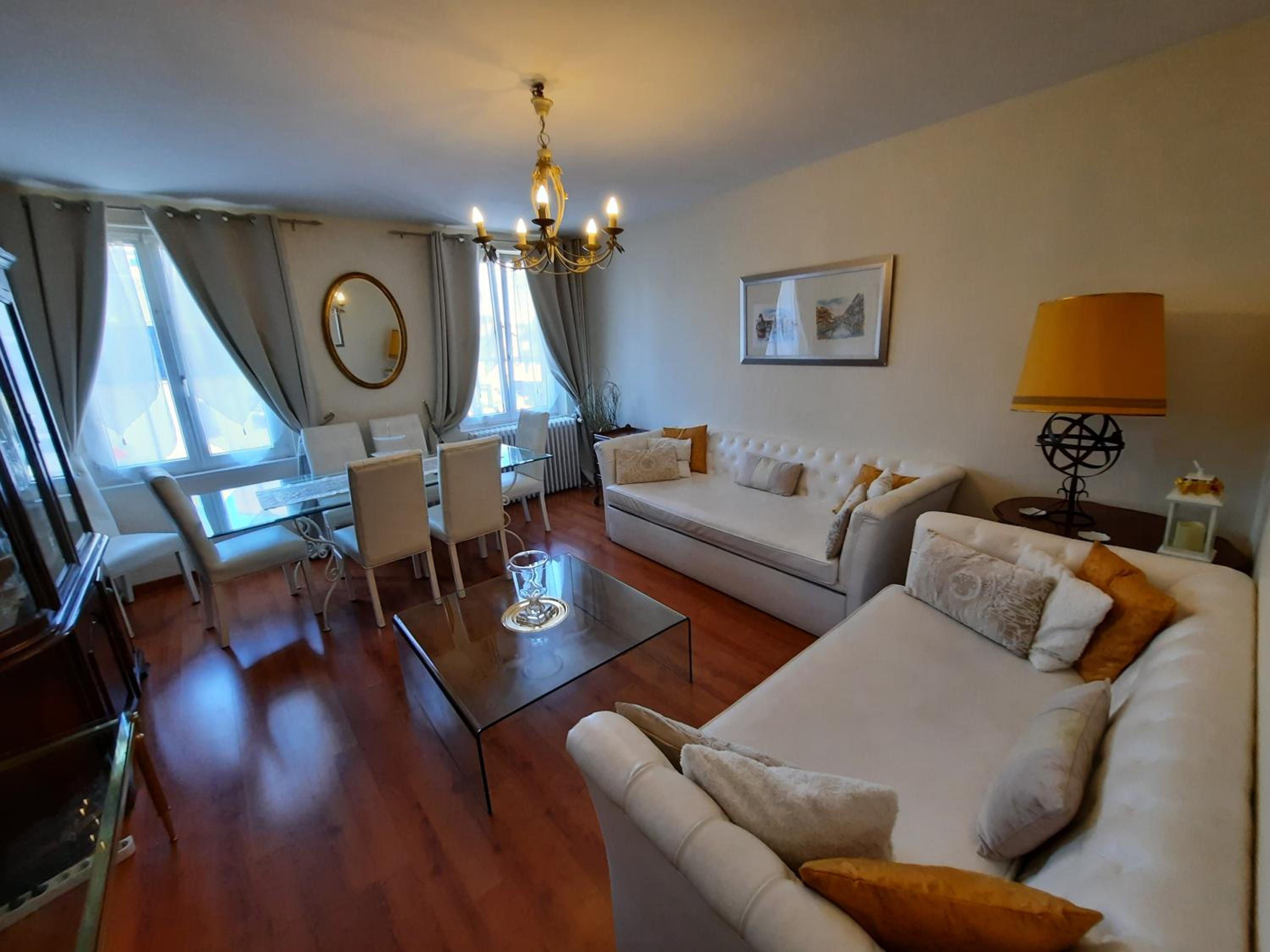 Apartment photo 3