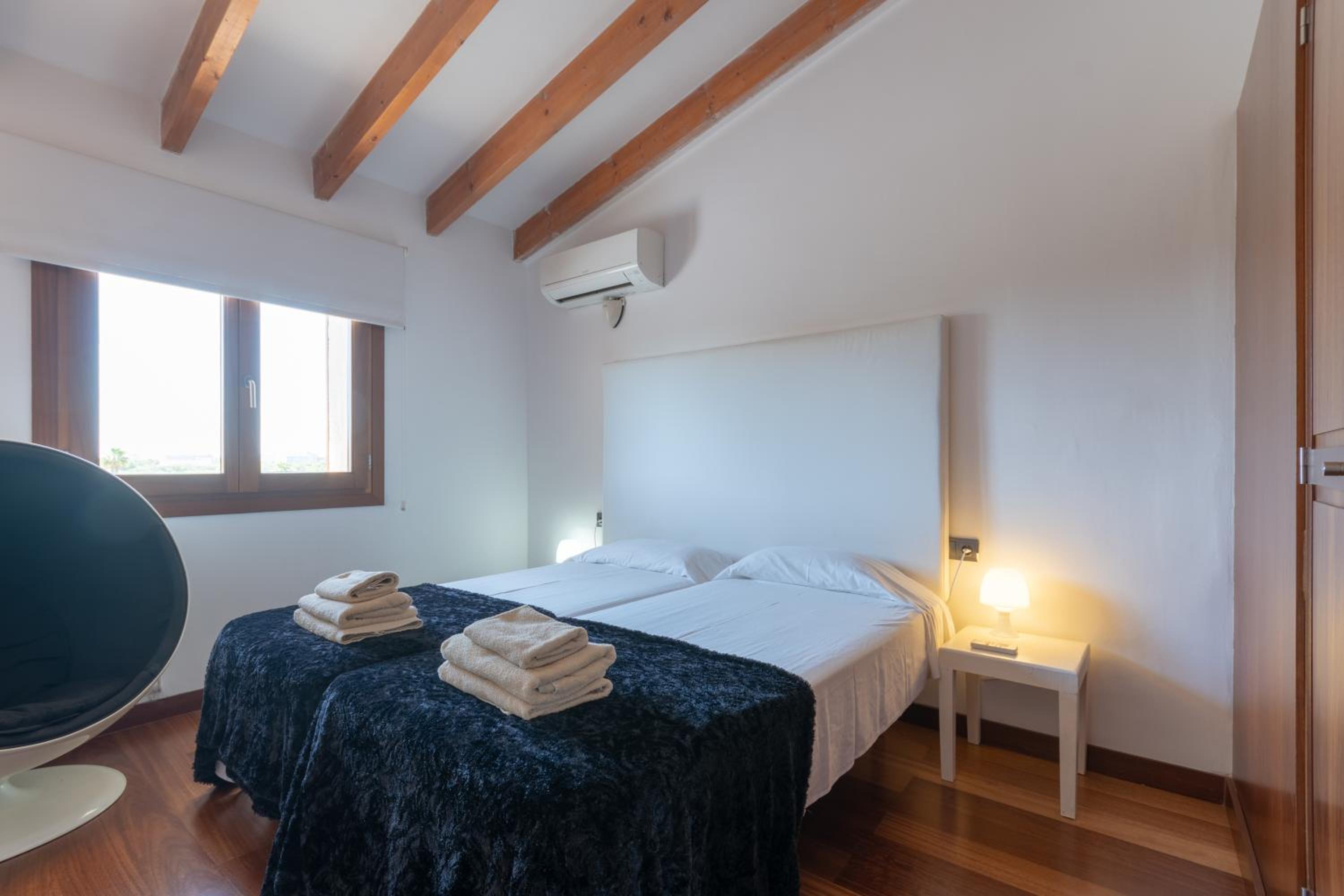 Casa de cuatro habitaciones