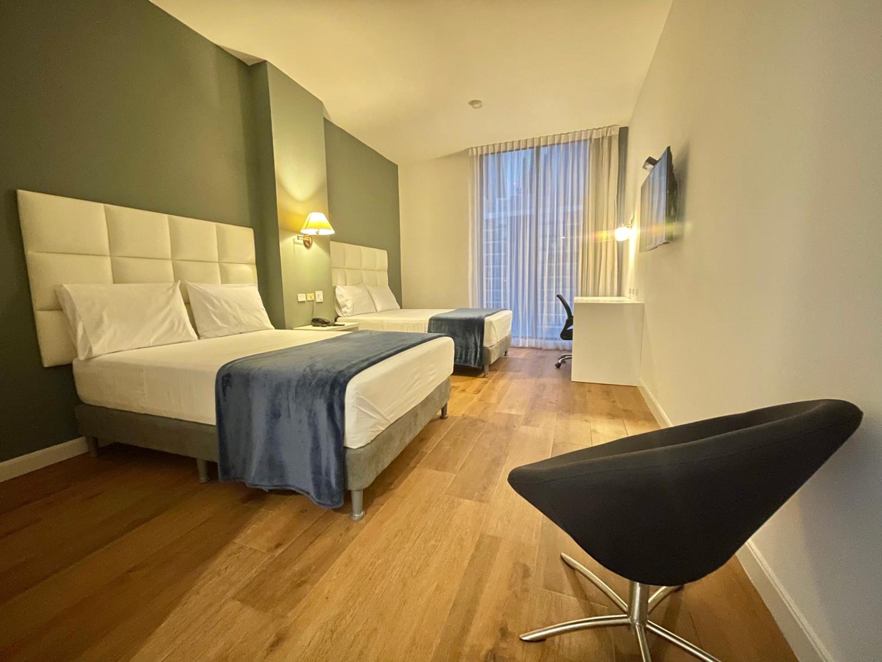 Deluxe Double Room – 2 Beds - Photo 3