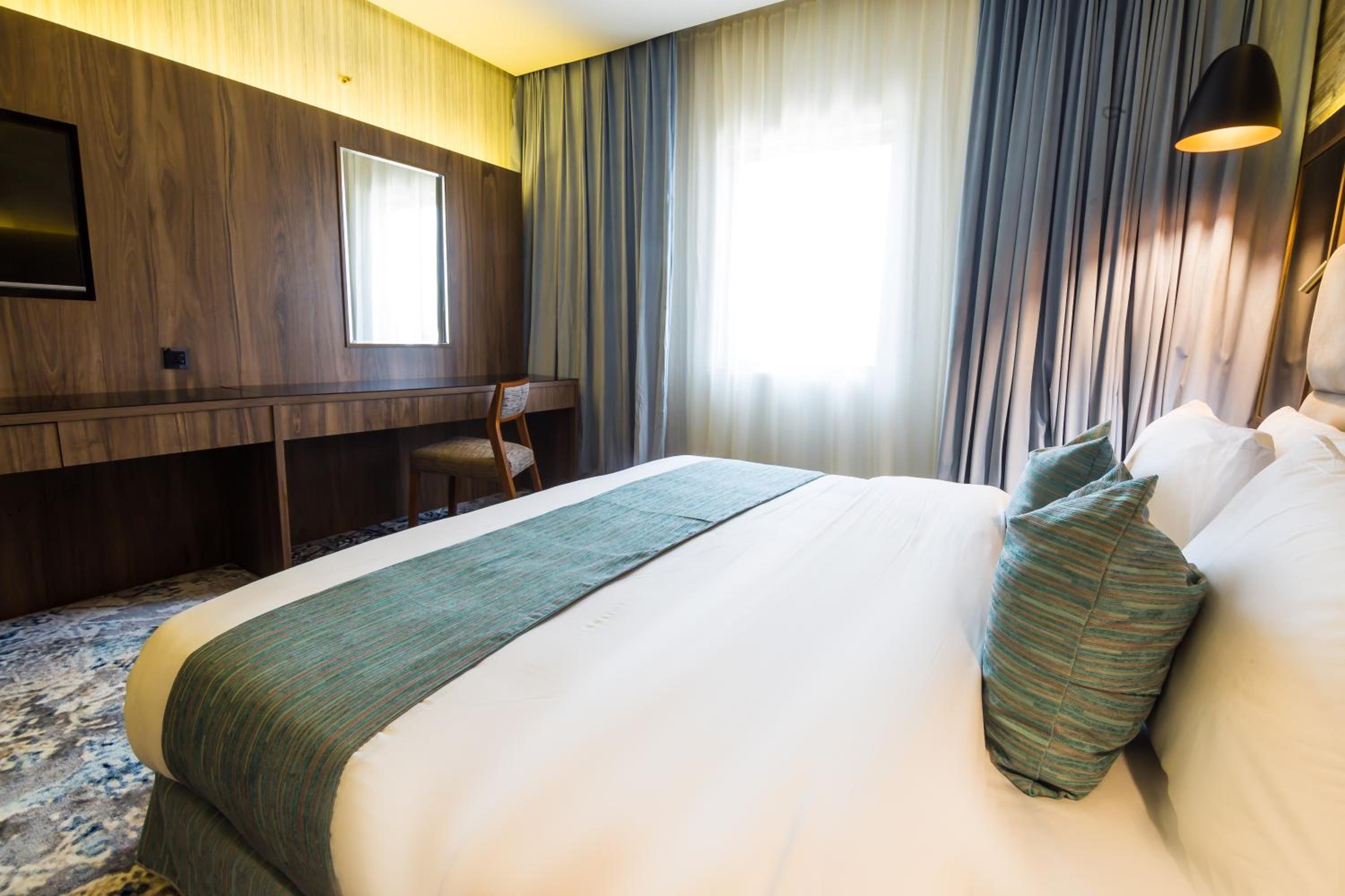 Standard King Room - Photo 1