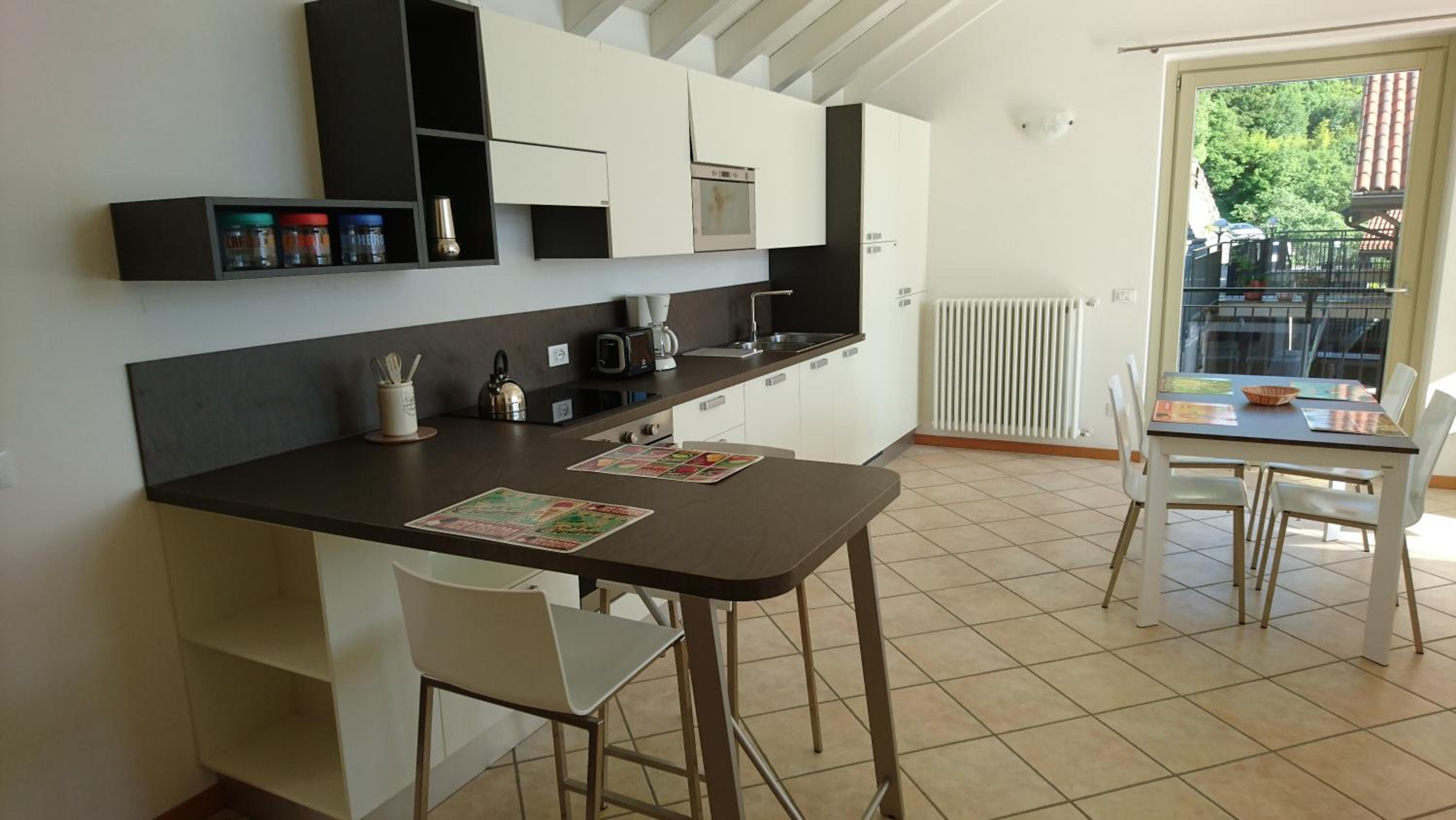 Apartment with Terrace photo 2