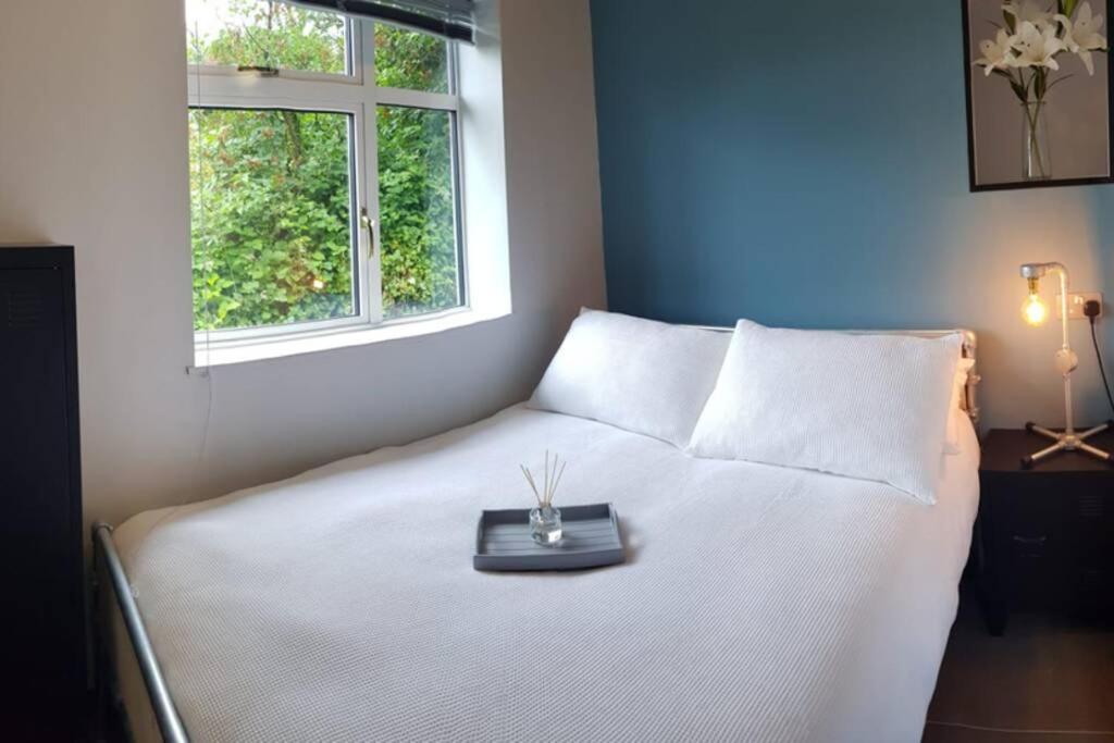 One-Bedroom House - Photo 6
