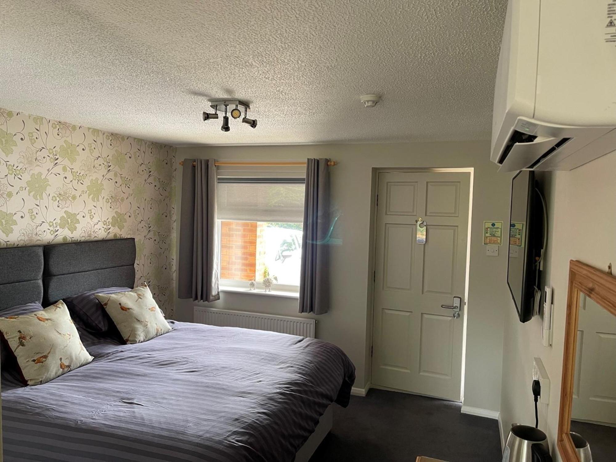 Standard King Room