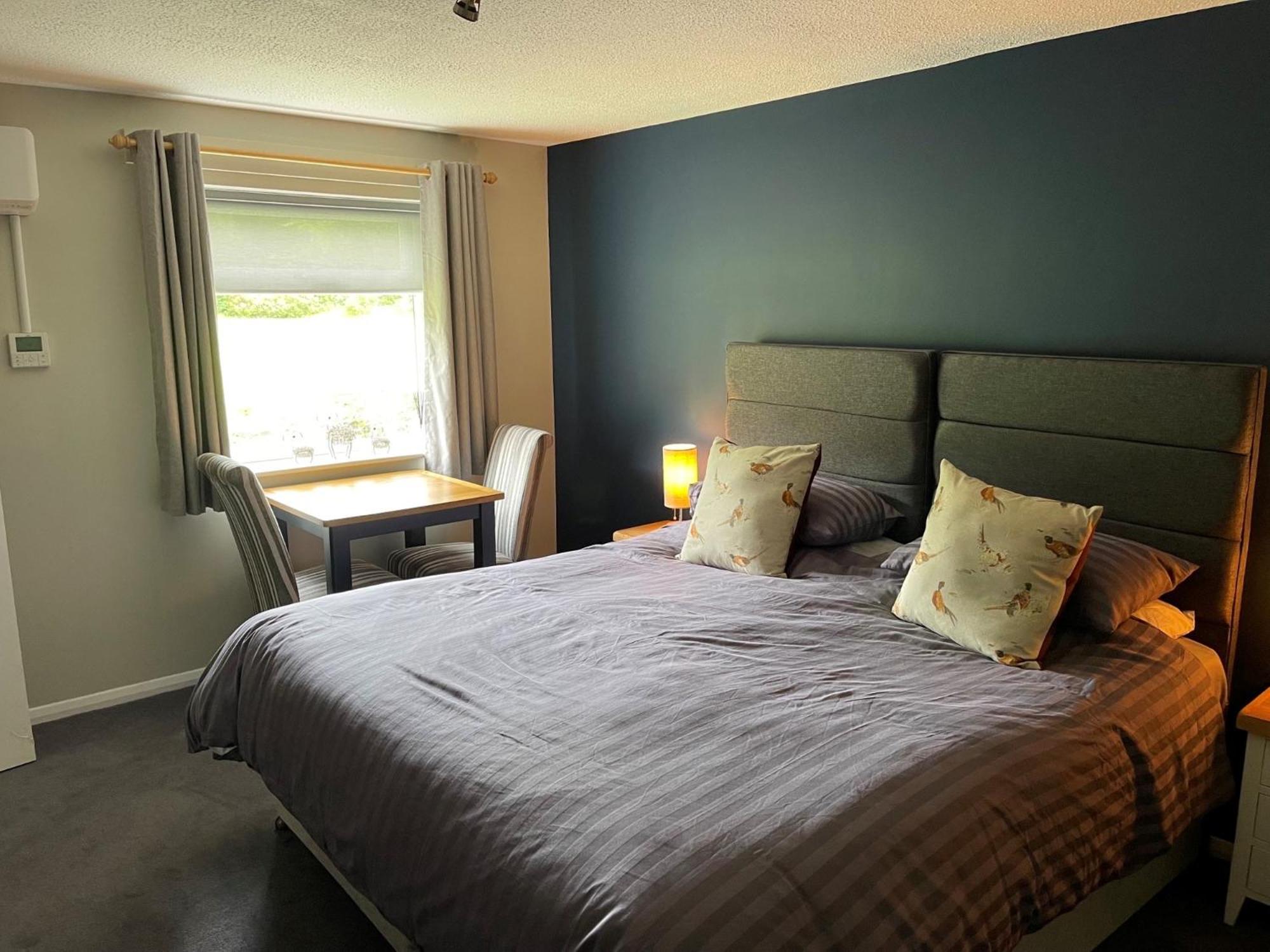 Standard King Room - Photo 1