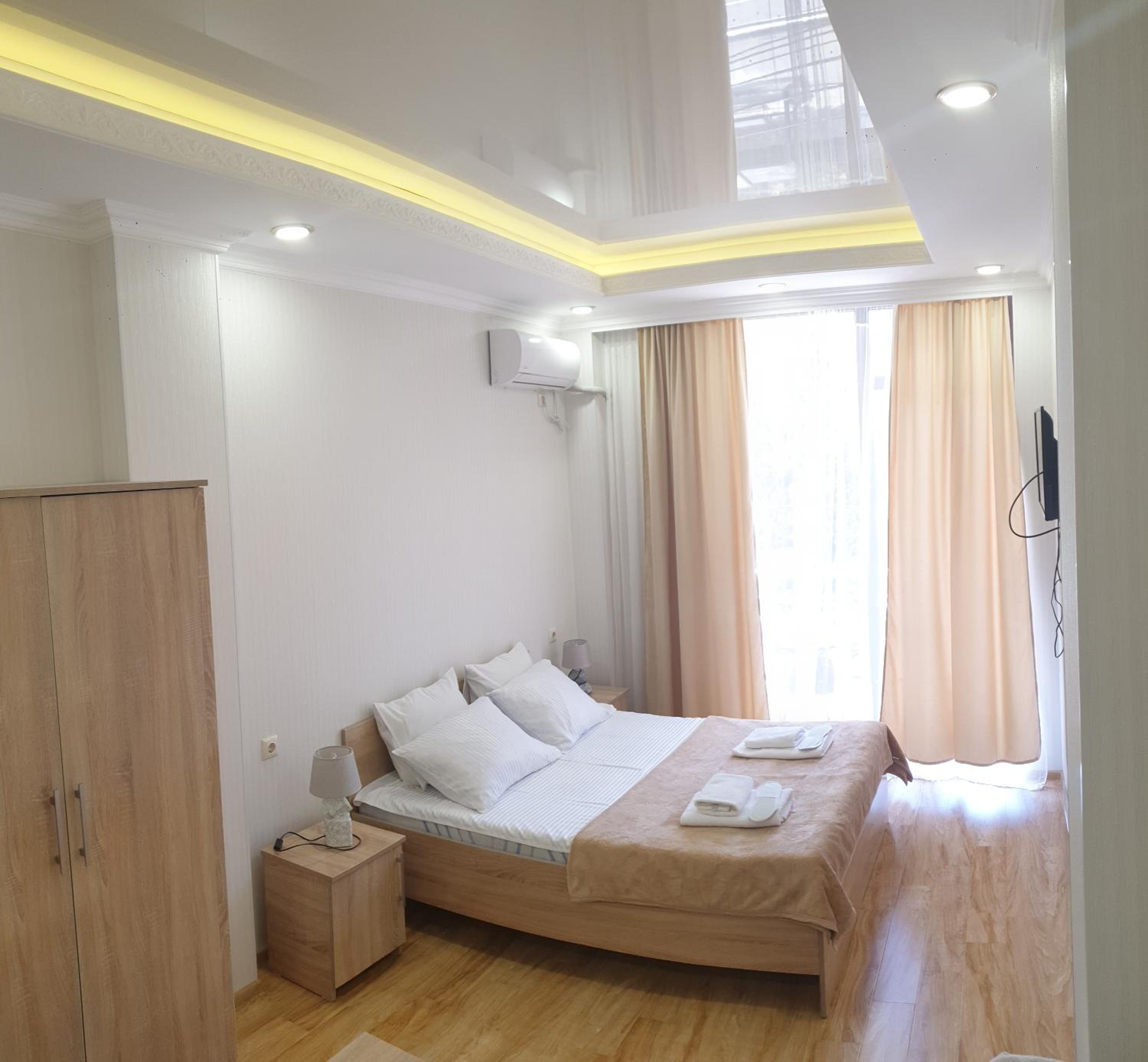 Deluxe Double Room with Balcony photo 1