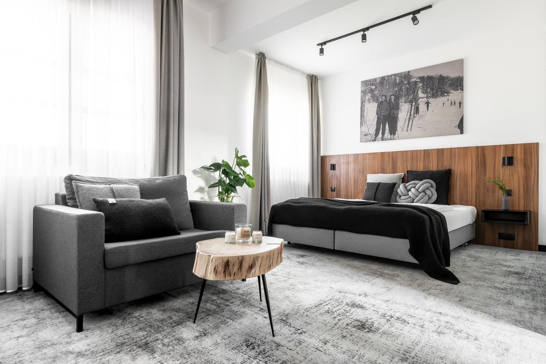 Family Room with Sofa photo 1