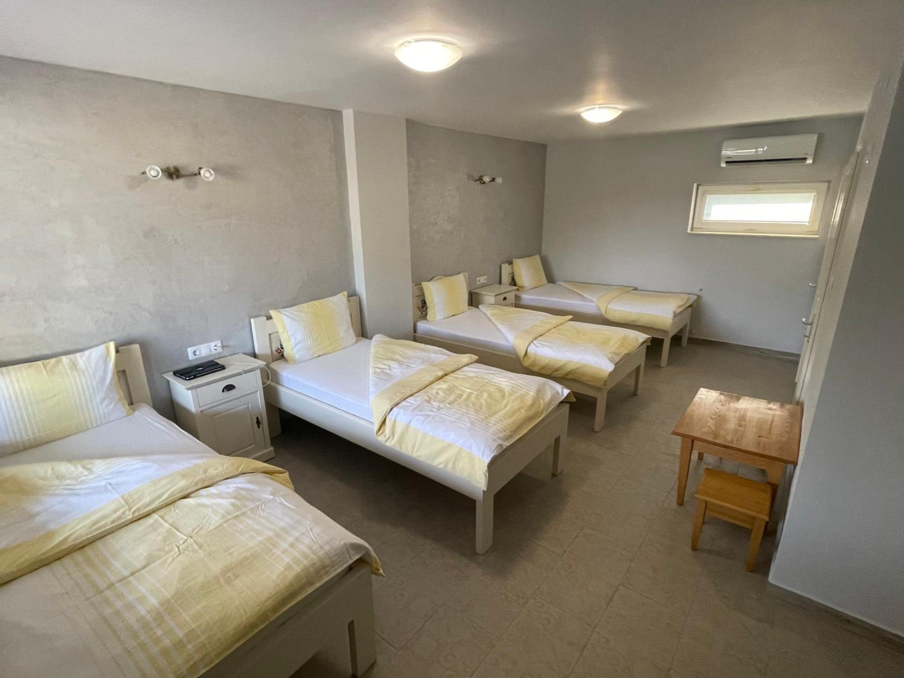 Quadruple Room photo 1