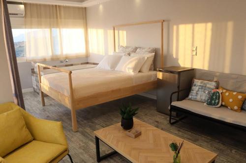 One-Bedroom Apartment - Photo 8