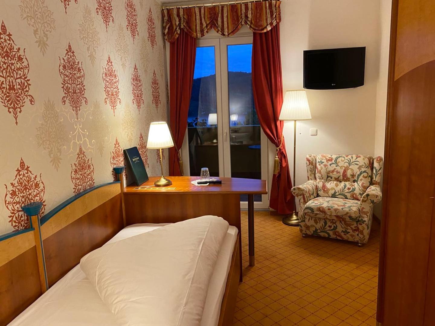 Single Room with Balcony photo 1
