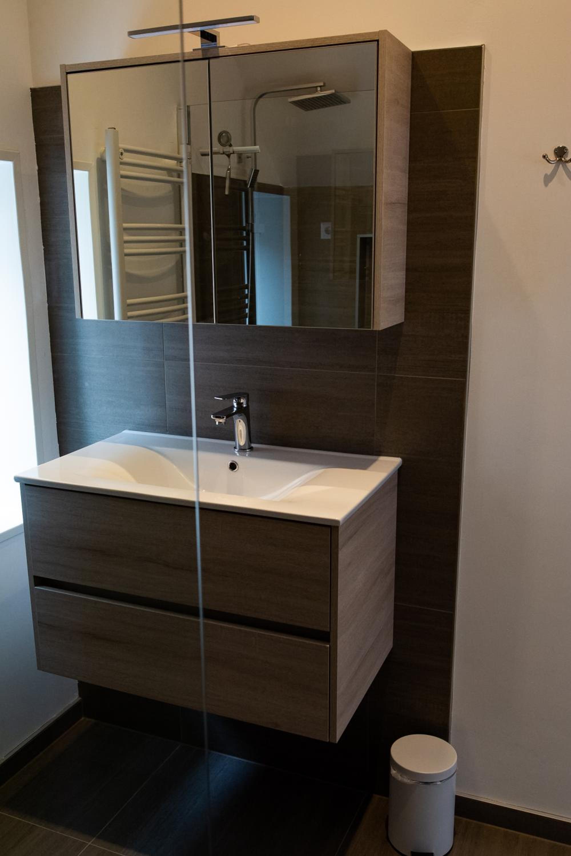 Double Room with Shared Bathroom photo 3