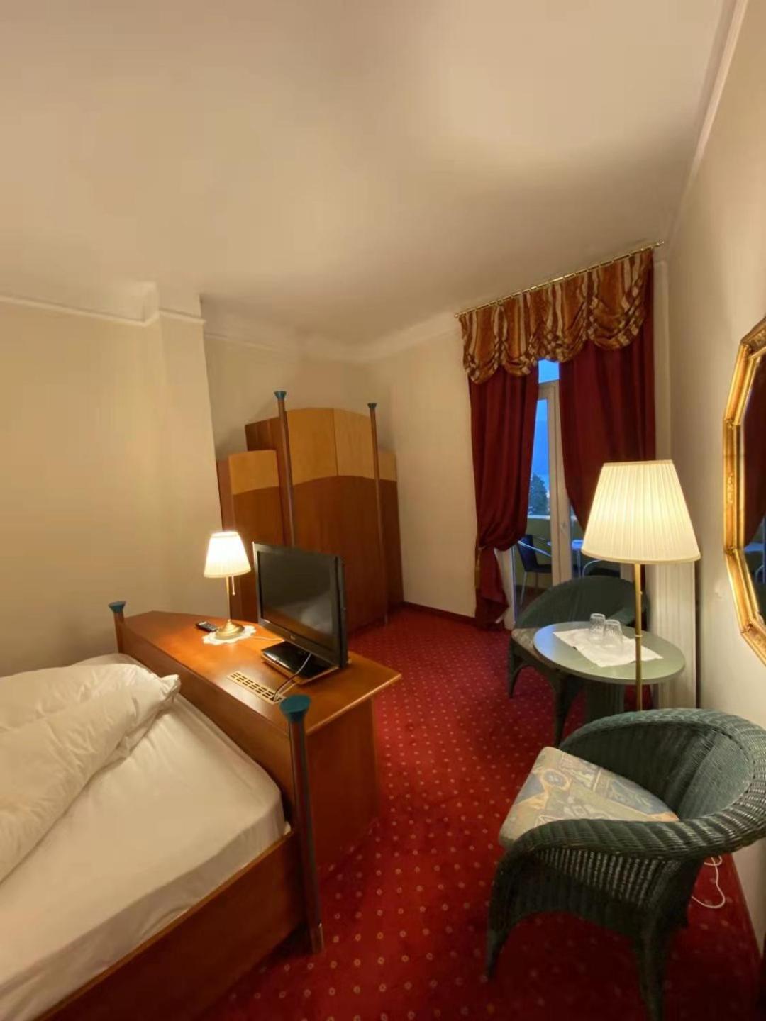Two-Bedroom Suite with Balcony photo 1