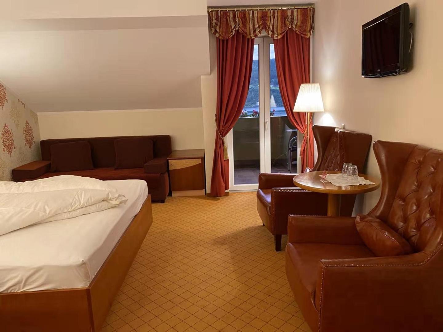 Triple Room with Balcony photo 2