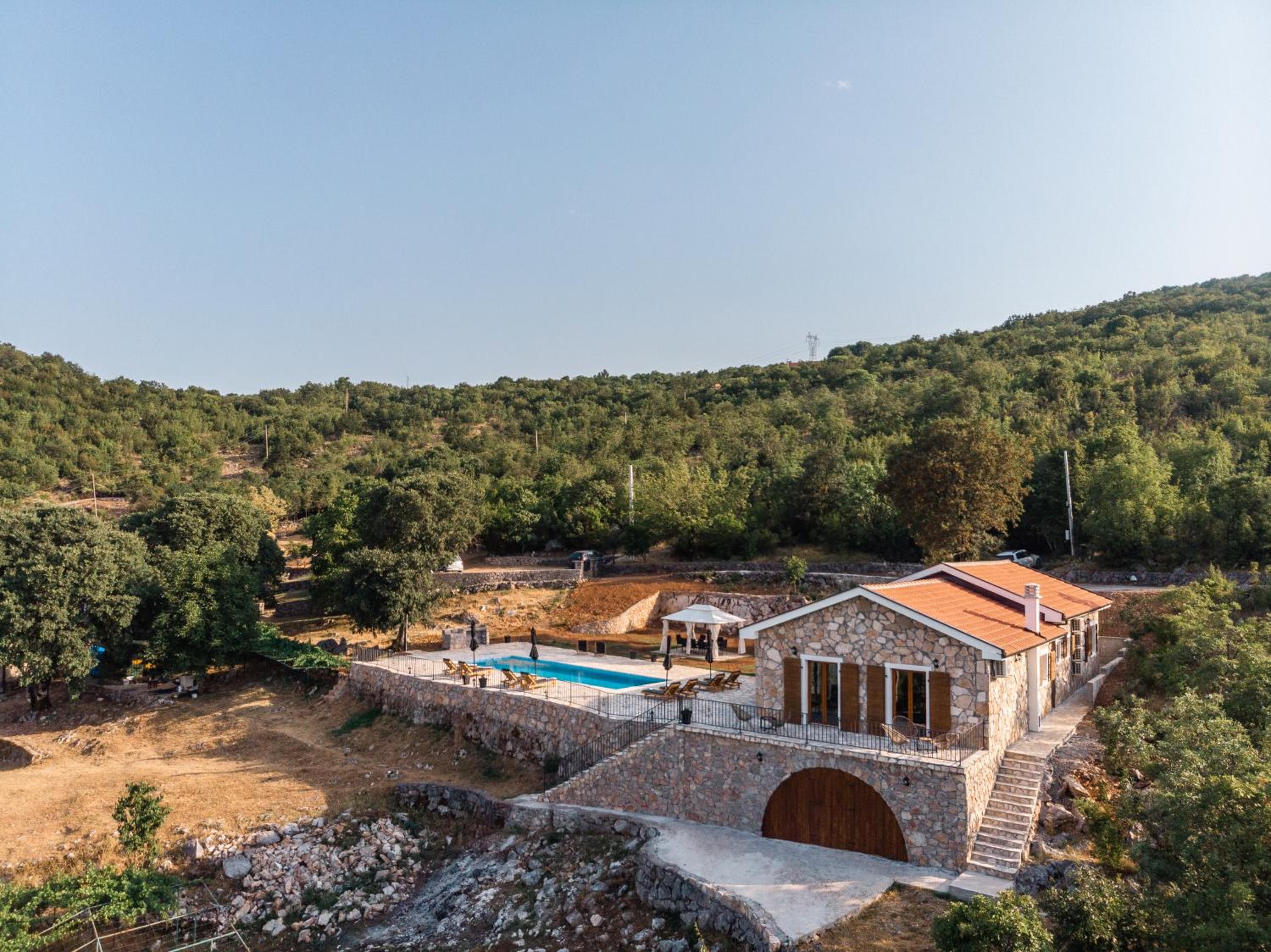 Villa with Private Pool photo 3