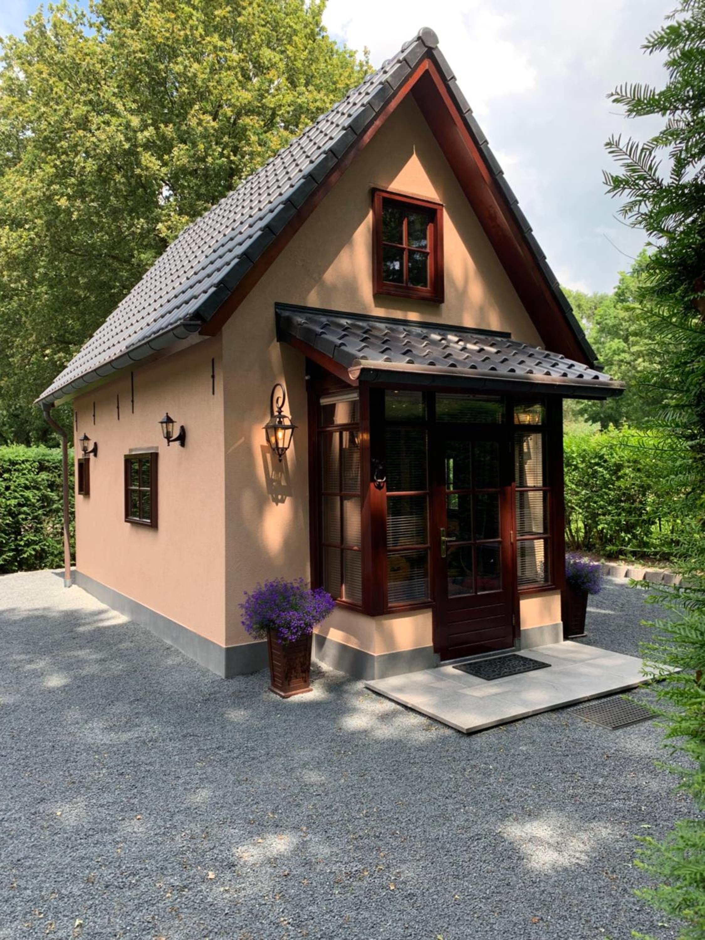 Two-Bedroom House - Photo 28