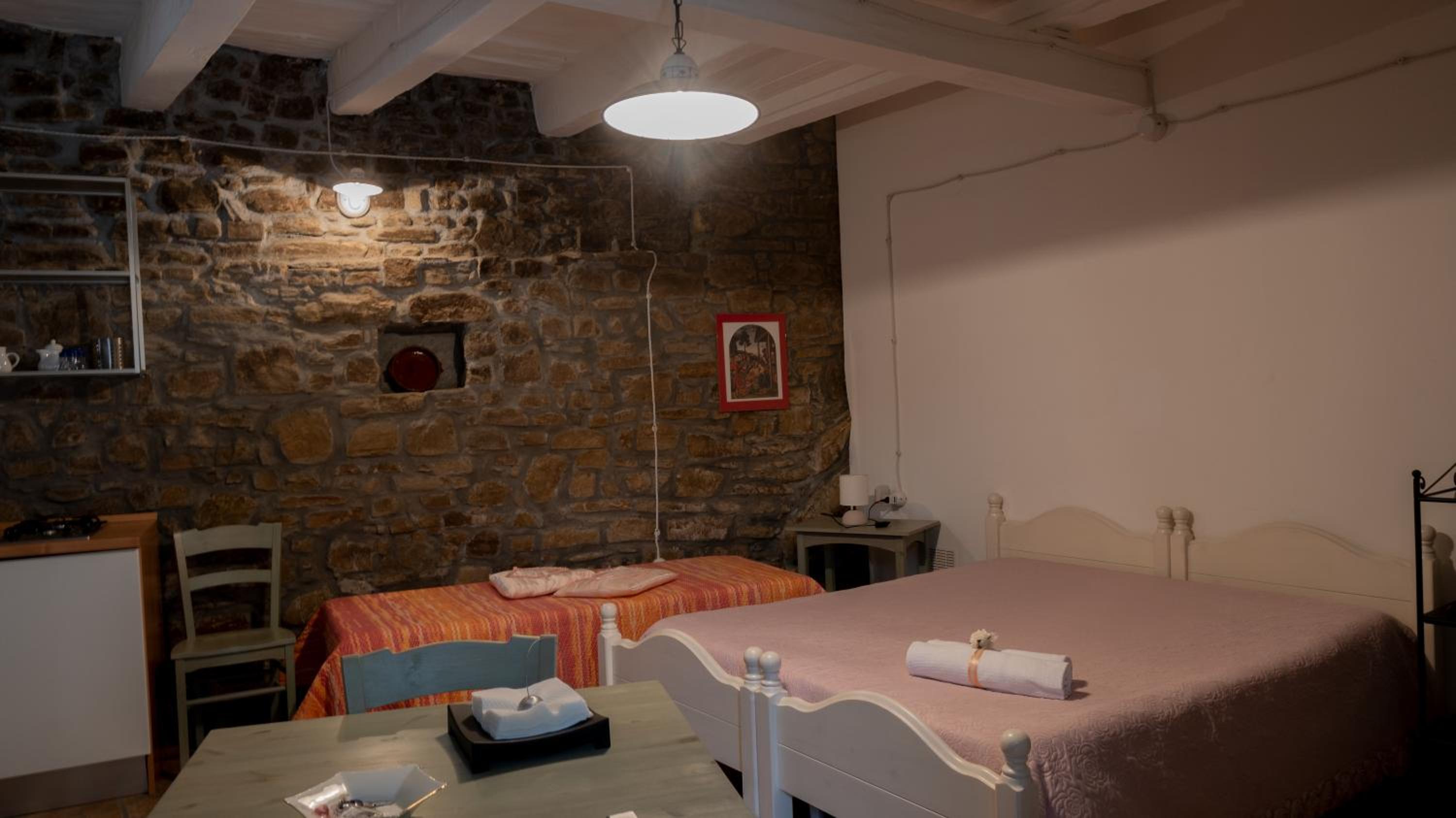 Double or Twin Room with Extra Bed - Photo 2
