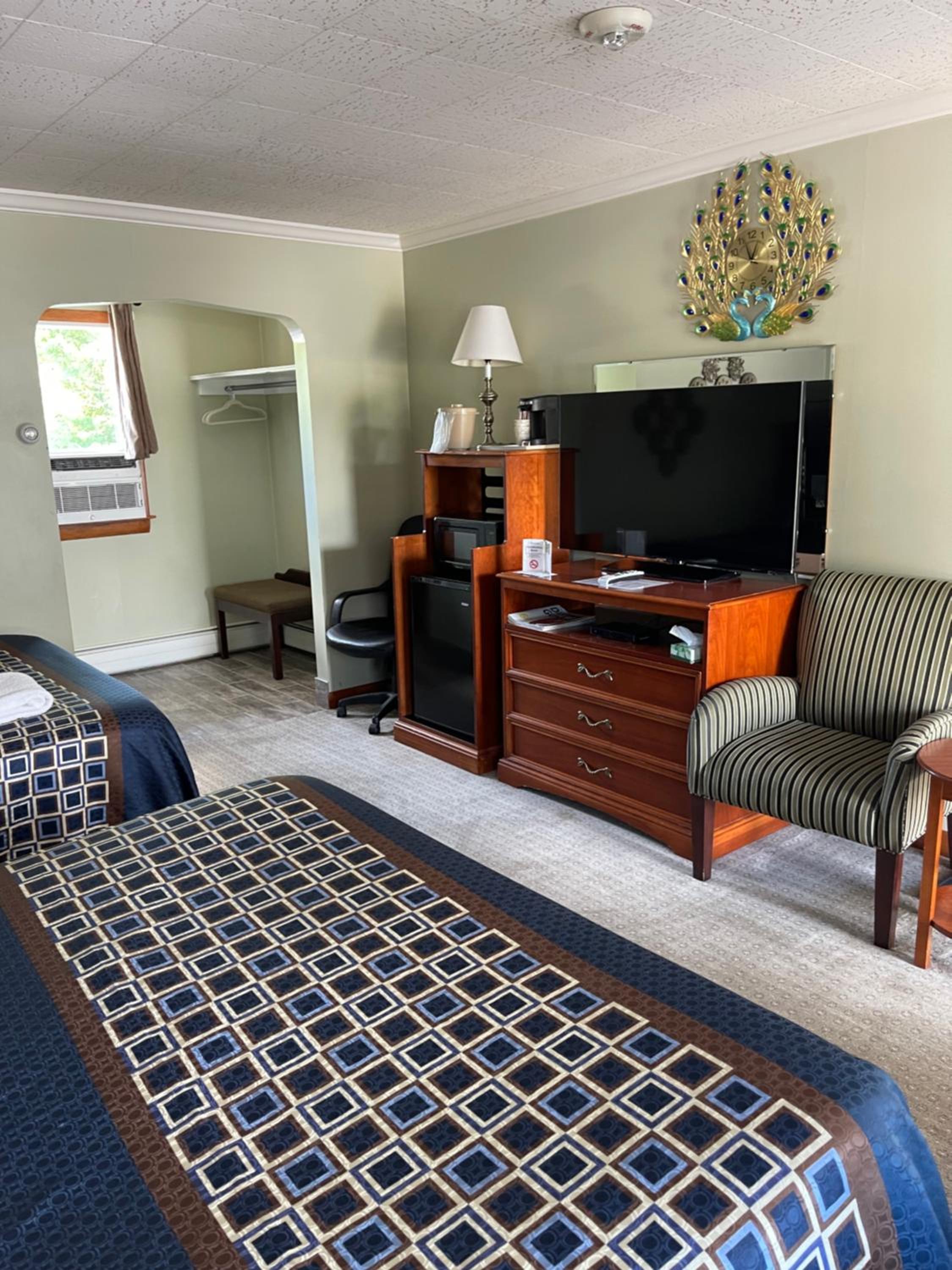 Standard Queen Room with Two Queen Beds