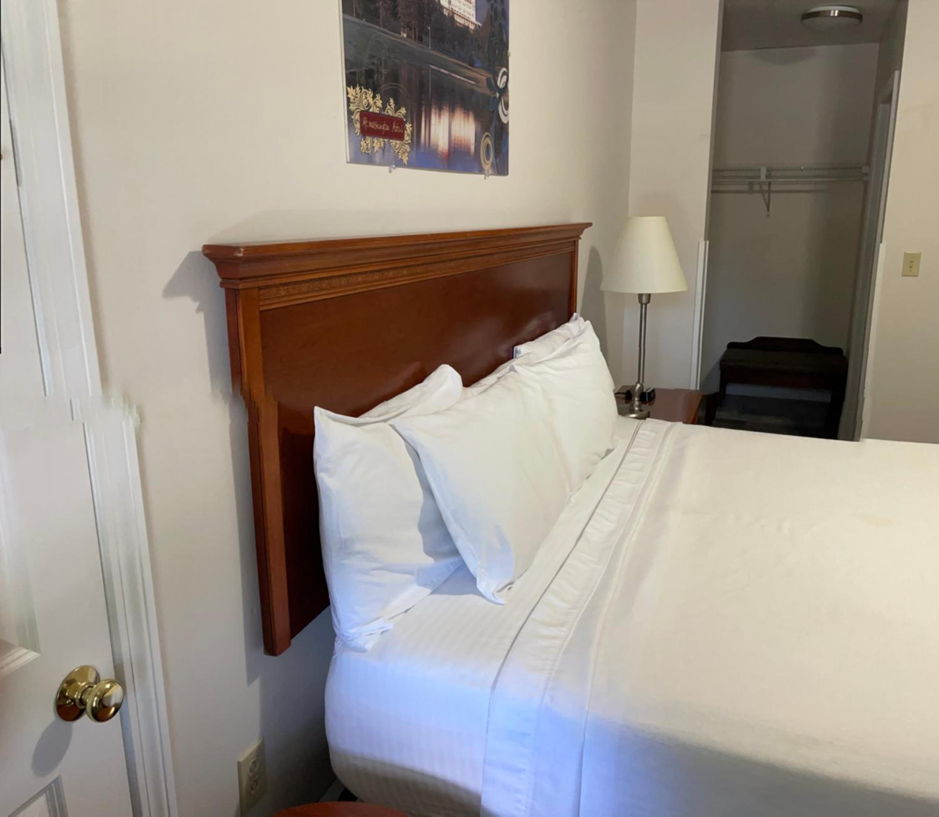 King Room with Spa Bath