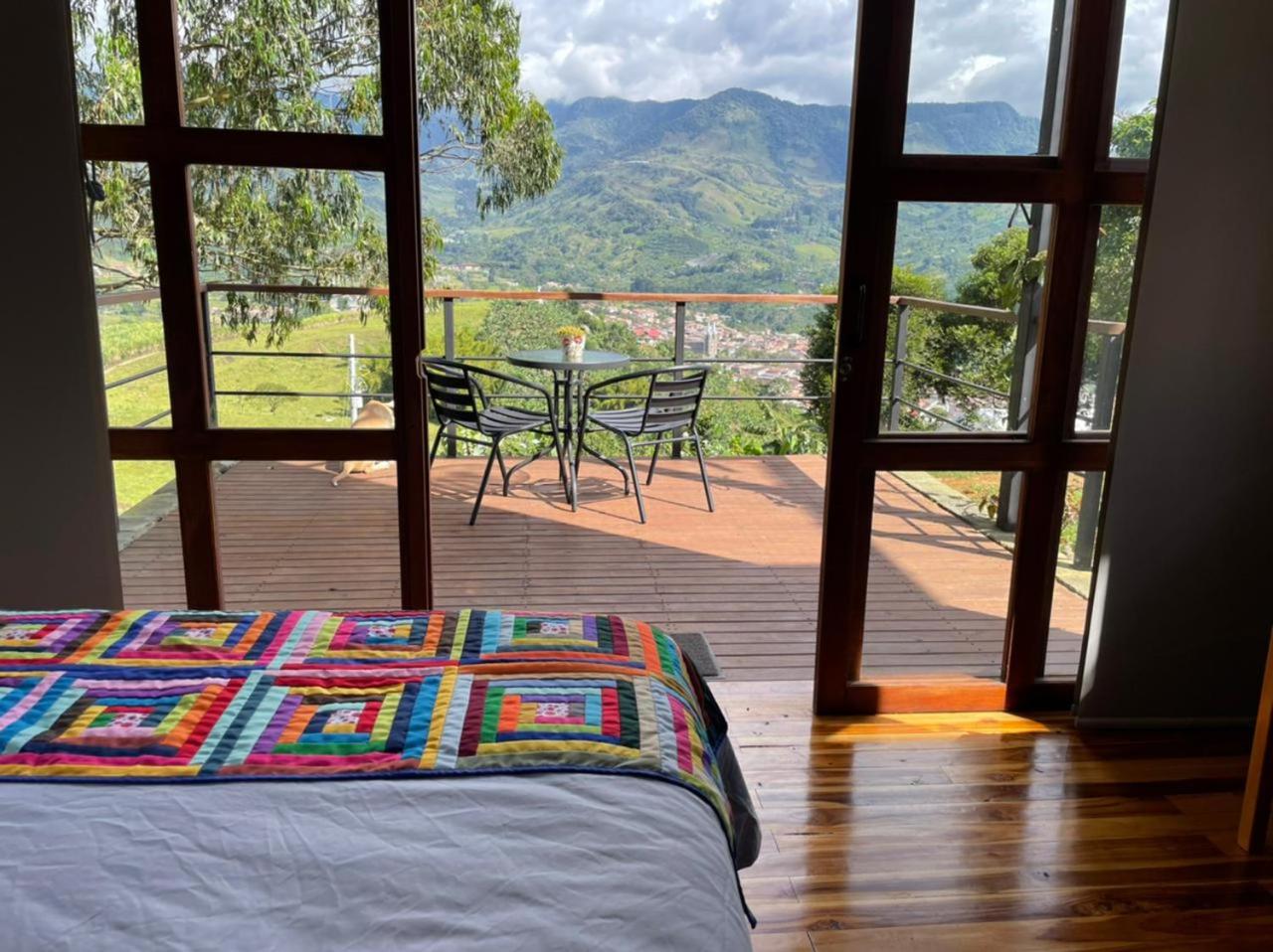 Deluxe Double Room with Balcony photo 3
