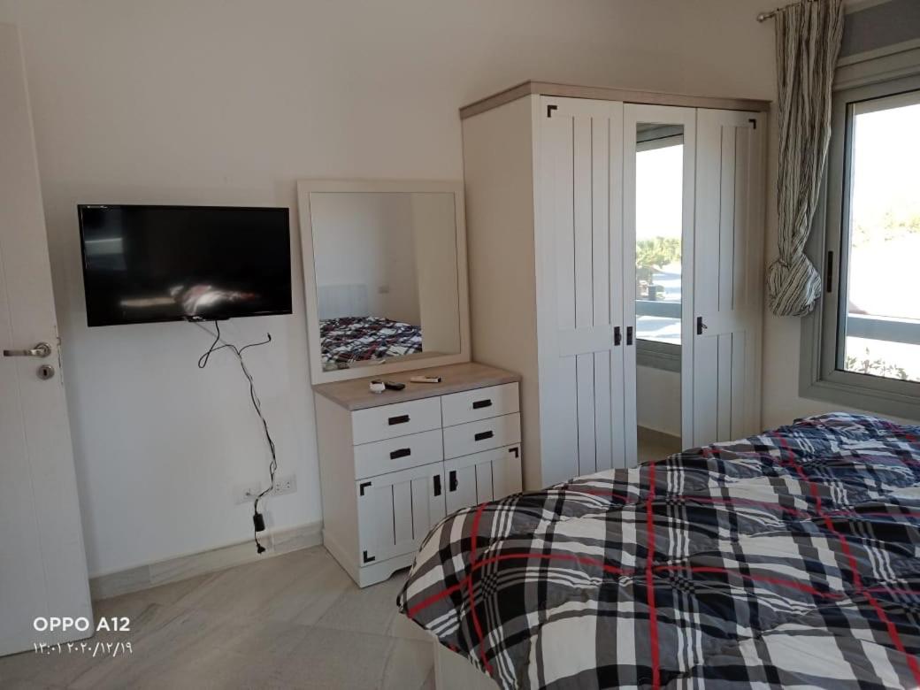 Two-Bedroom Apartment - Photo 28