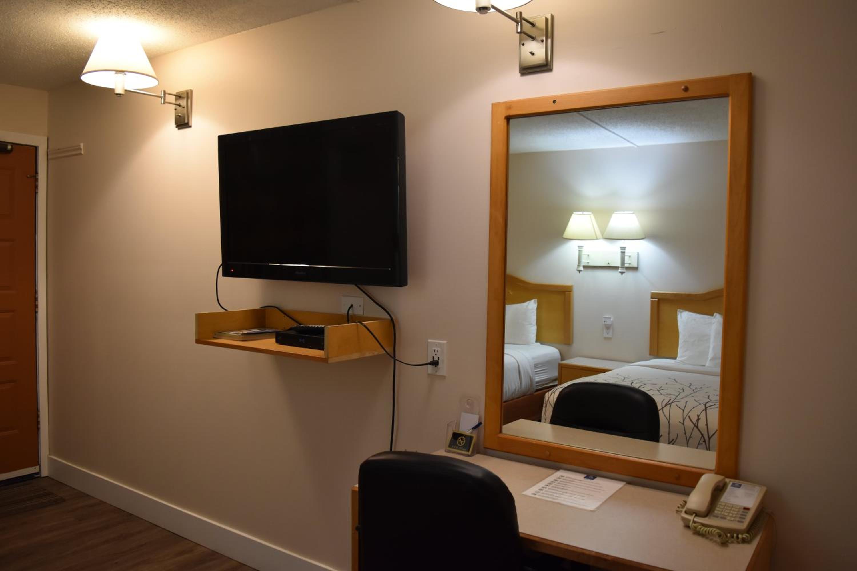 Queen Room - Photo 4