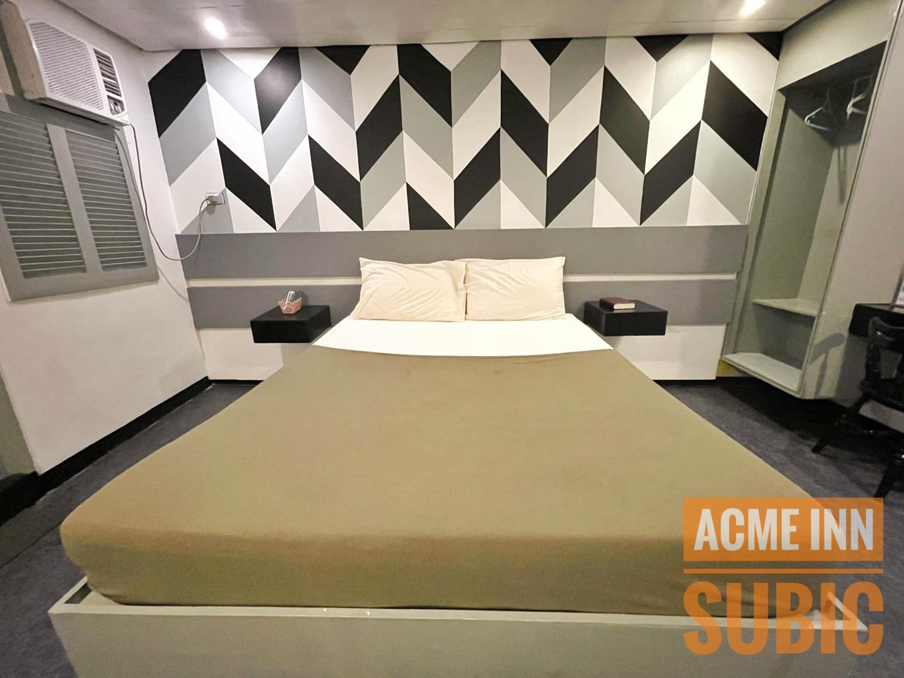 Standard Double Room - Photo 10