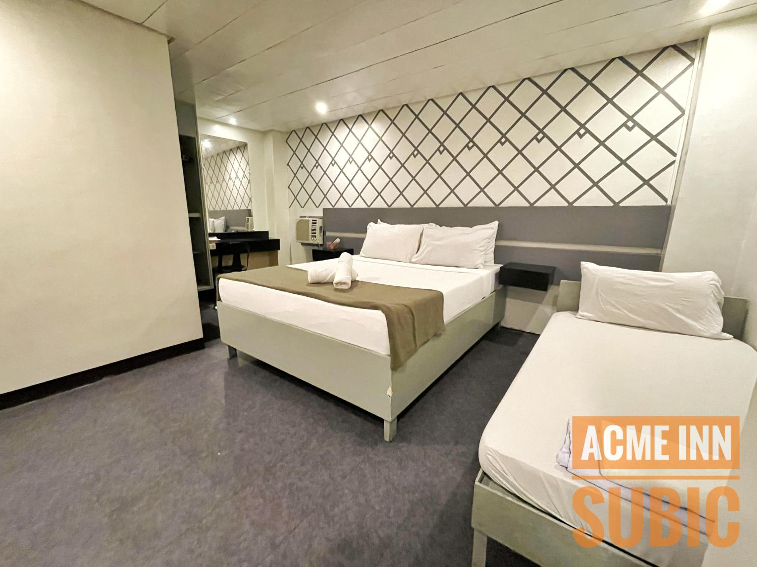 Deluxe Room - Photo 3