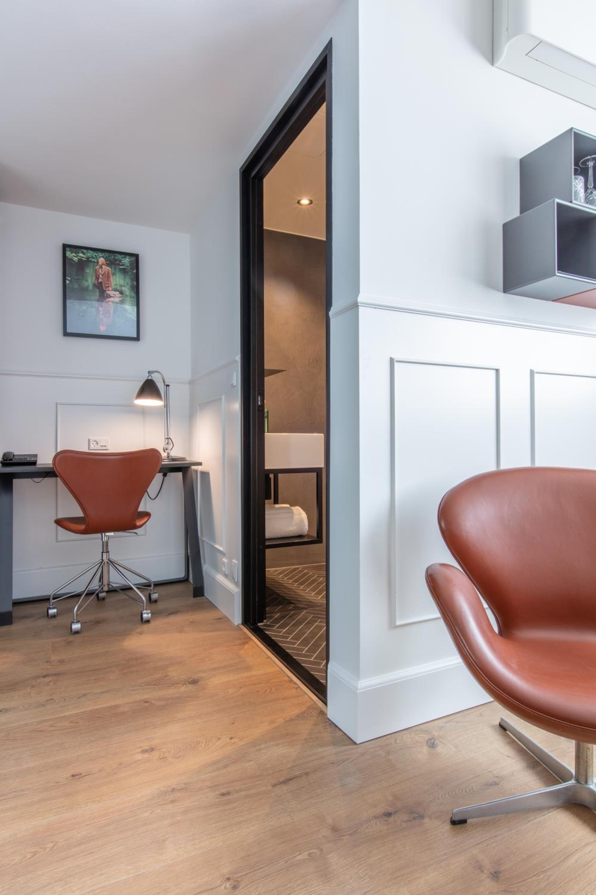 Executive Queen Room