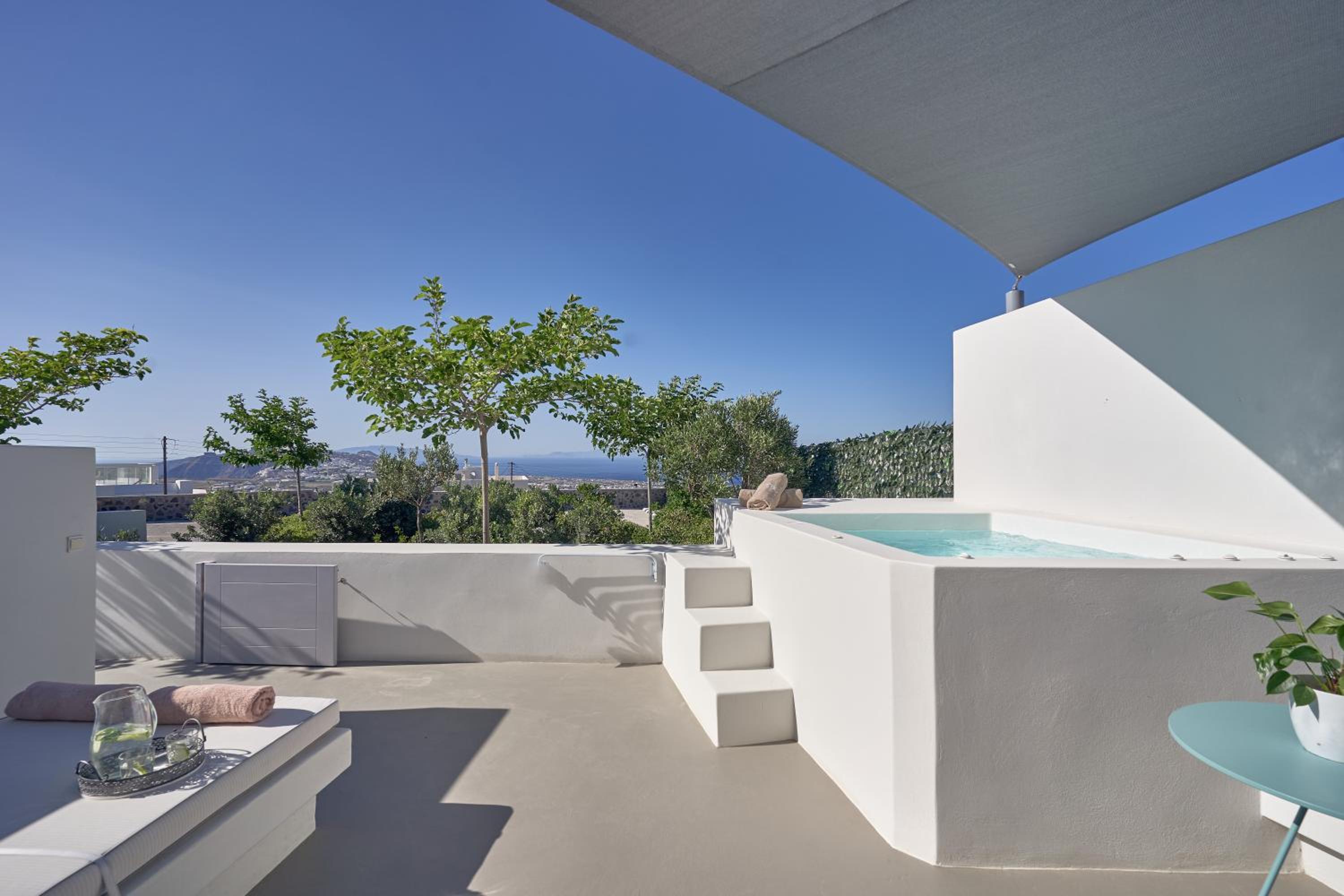 Junior Suite with Hot Tub and Partial Sea view/Lower courtyard - Photo 31