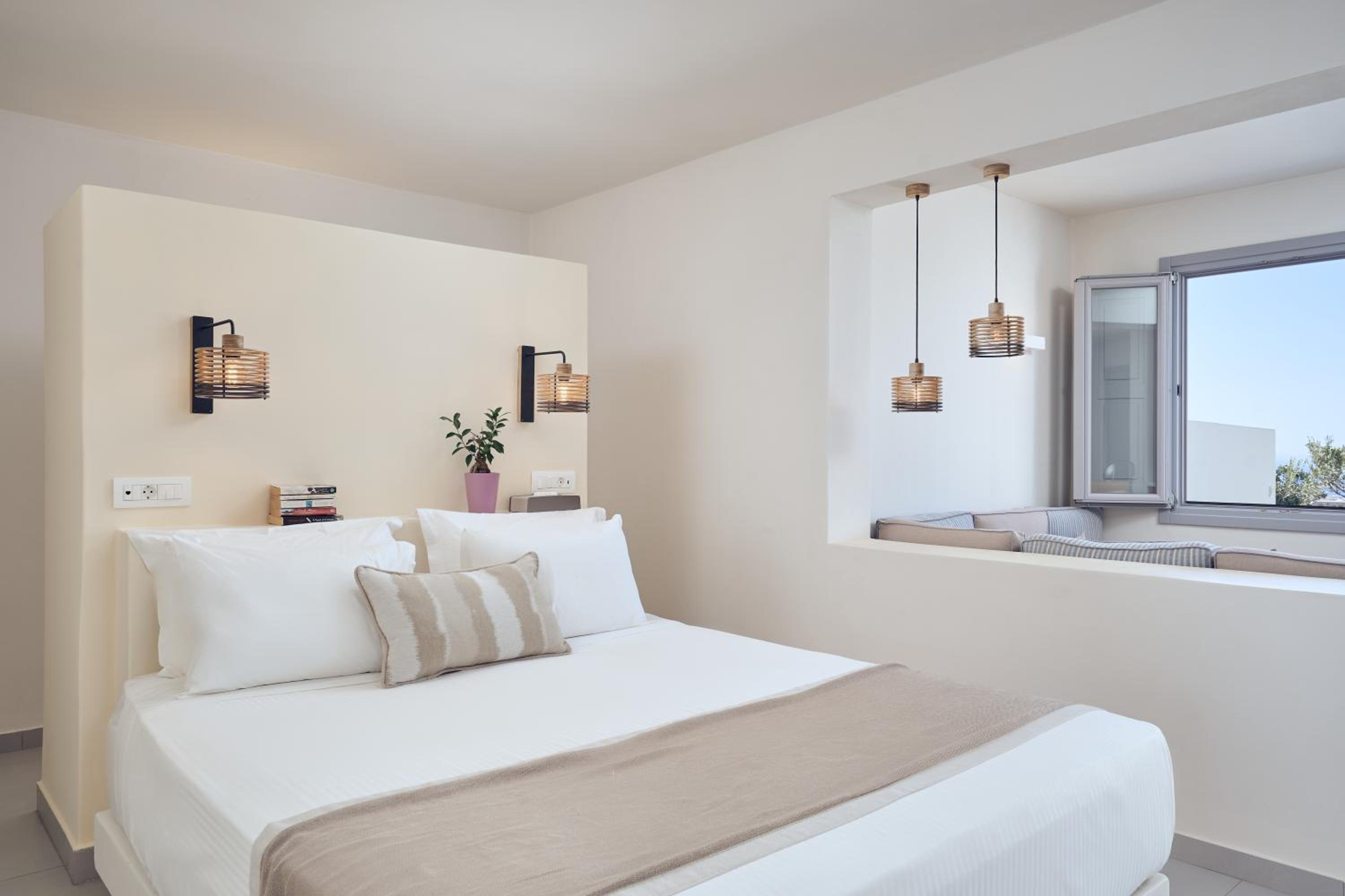 Junior Suite with Hot Tub and Partial Sea view/Lower courtyard - Photo 17