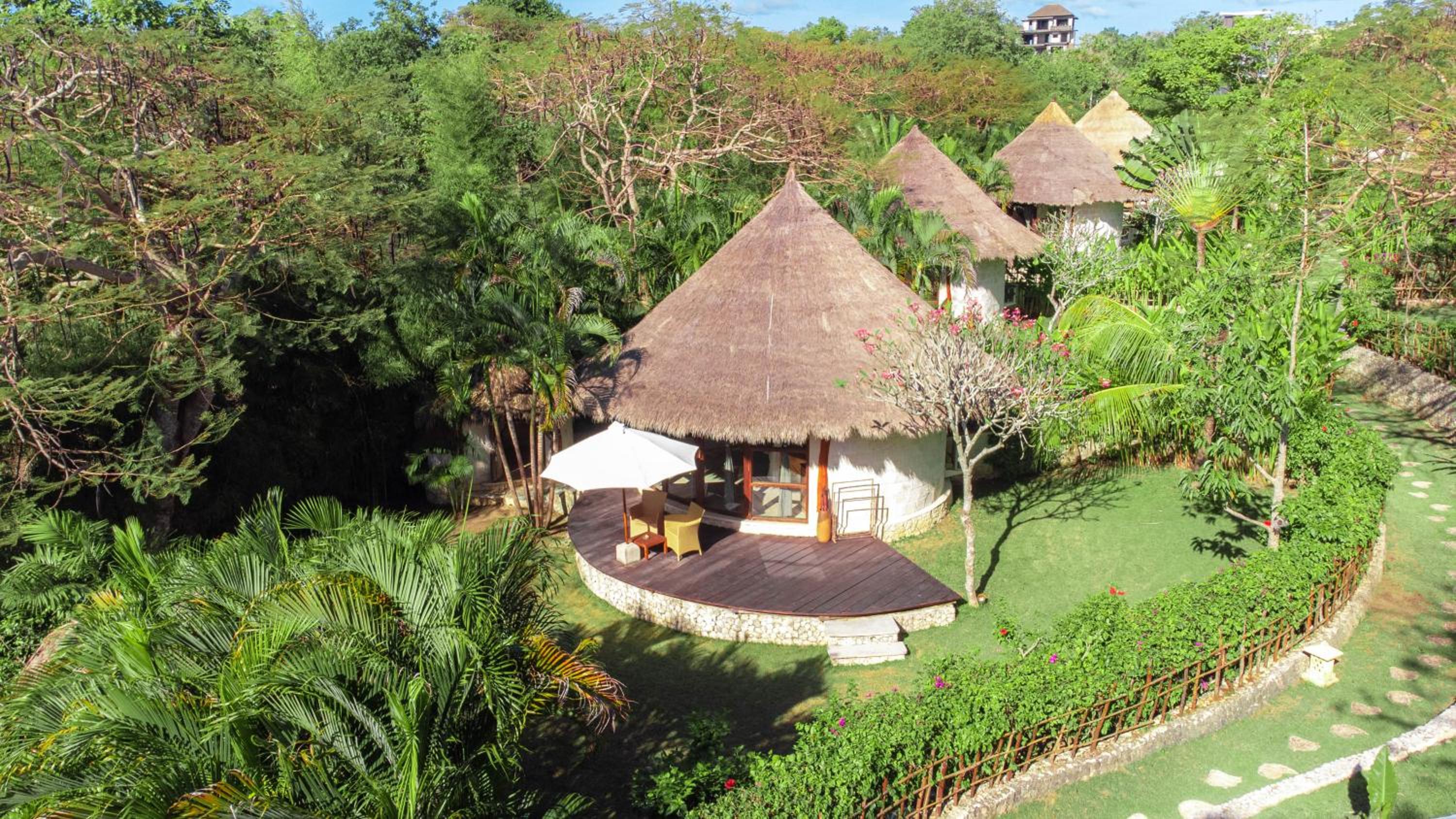 Deluxe Bungalow - Photo 9