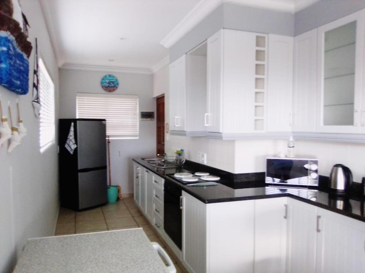 Apartment with Sea View - Photo 29