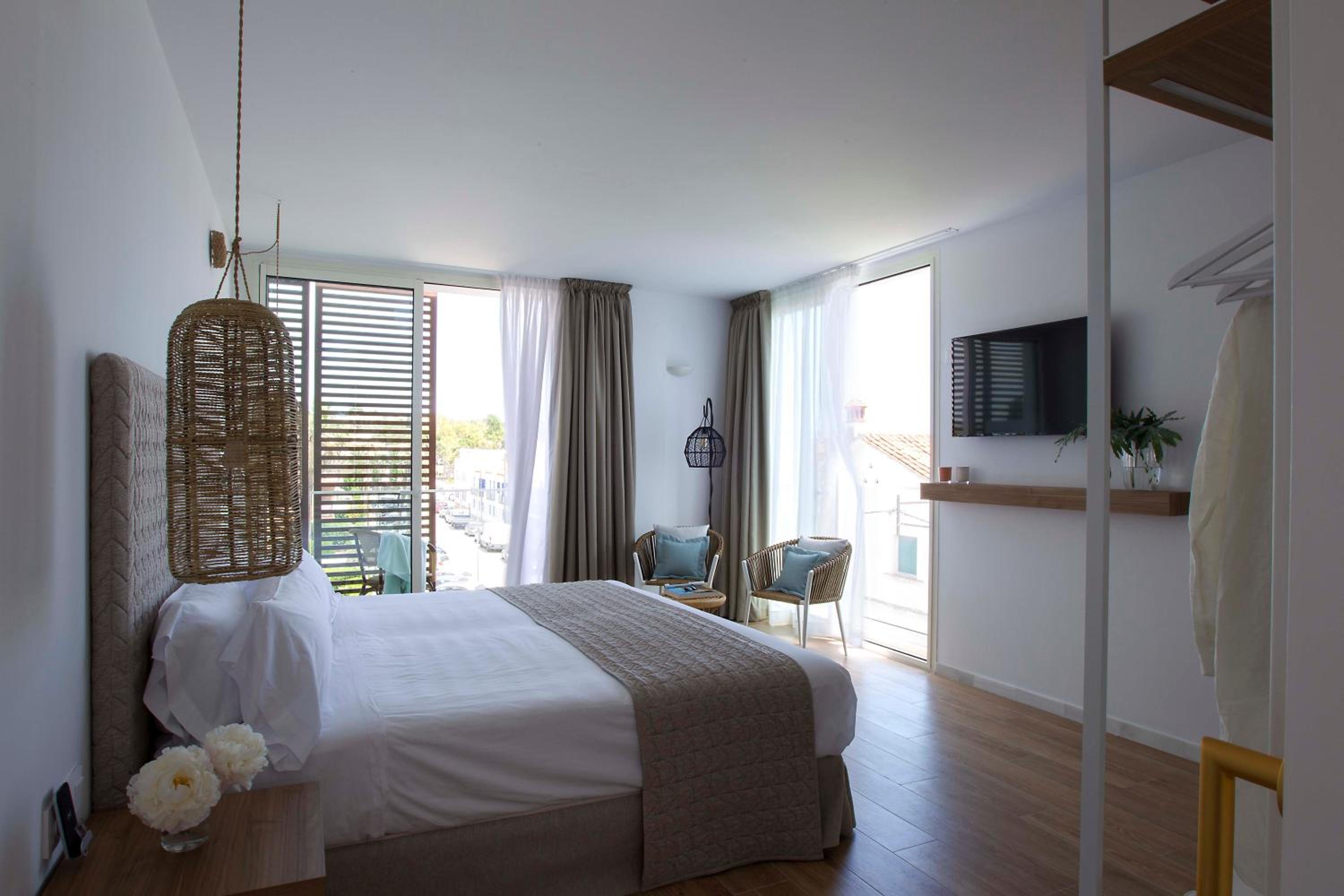 Habitación Doble con Balcón y Vista al Mar