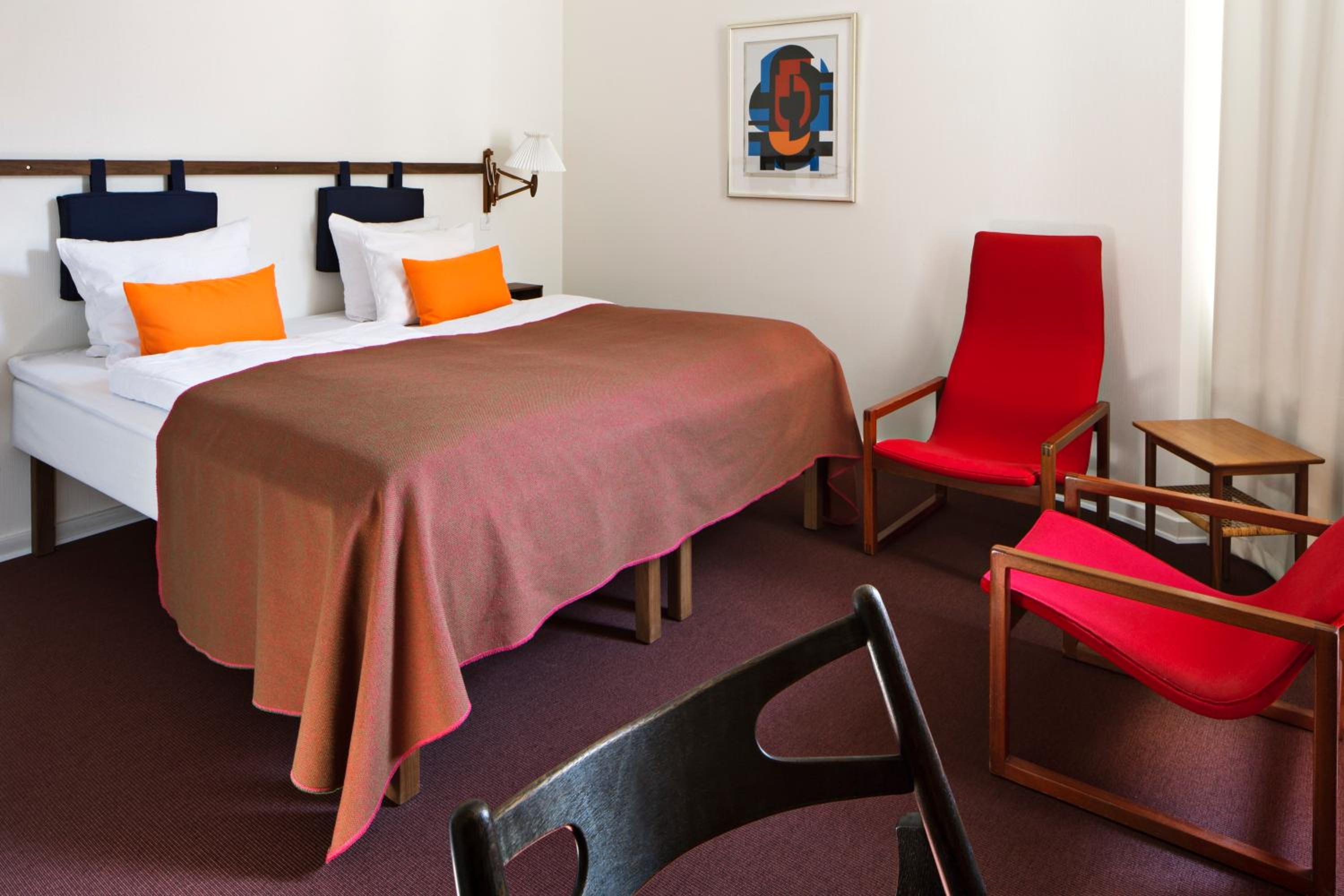 Standard Double Room - Photo 9
