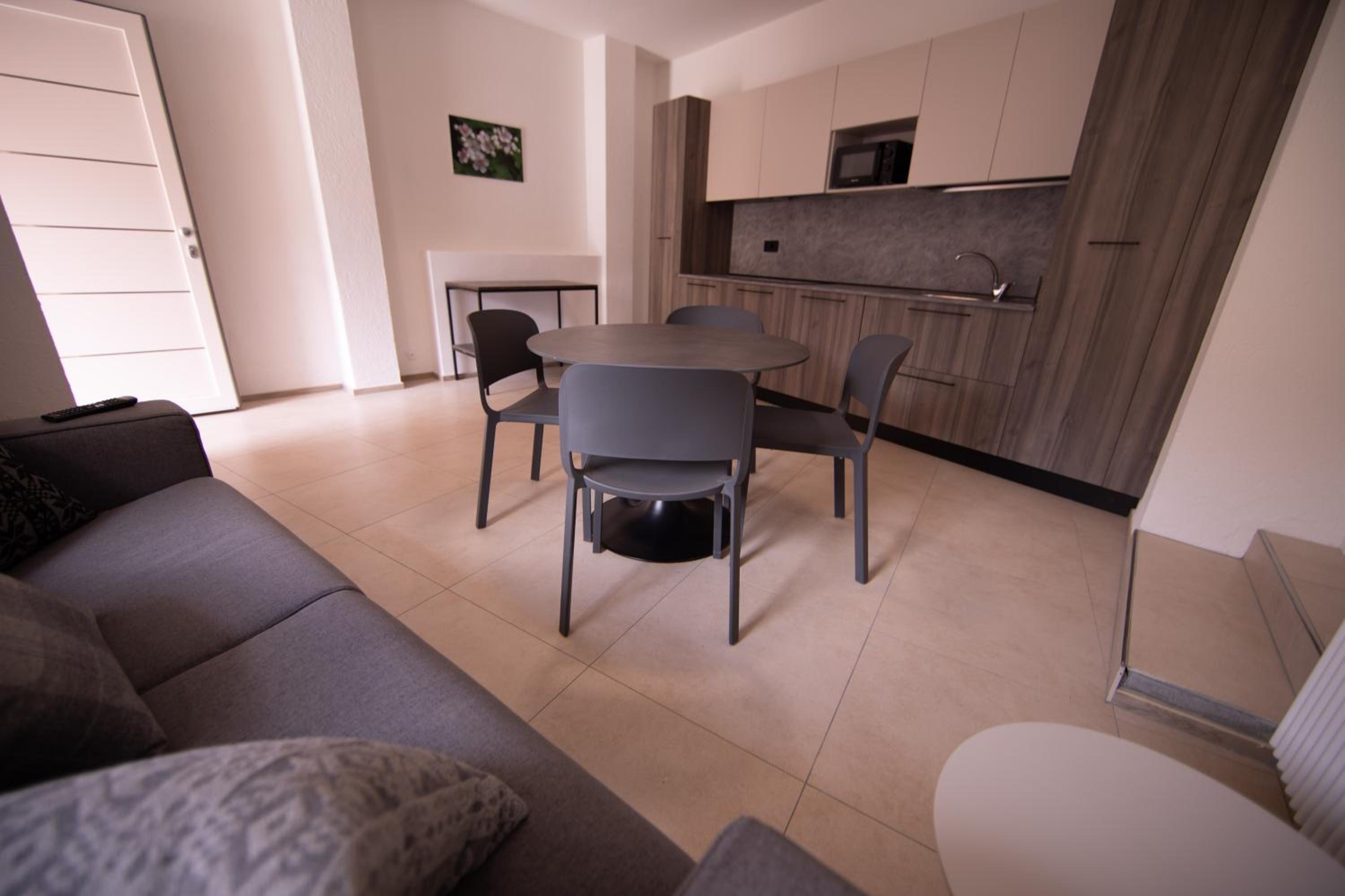 Apartment - Ground Floor photo 3