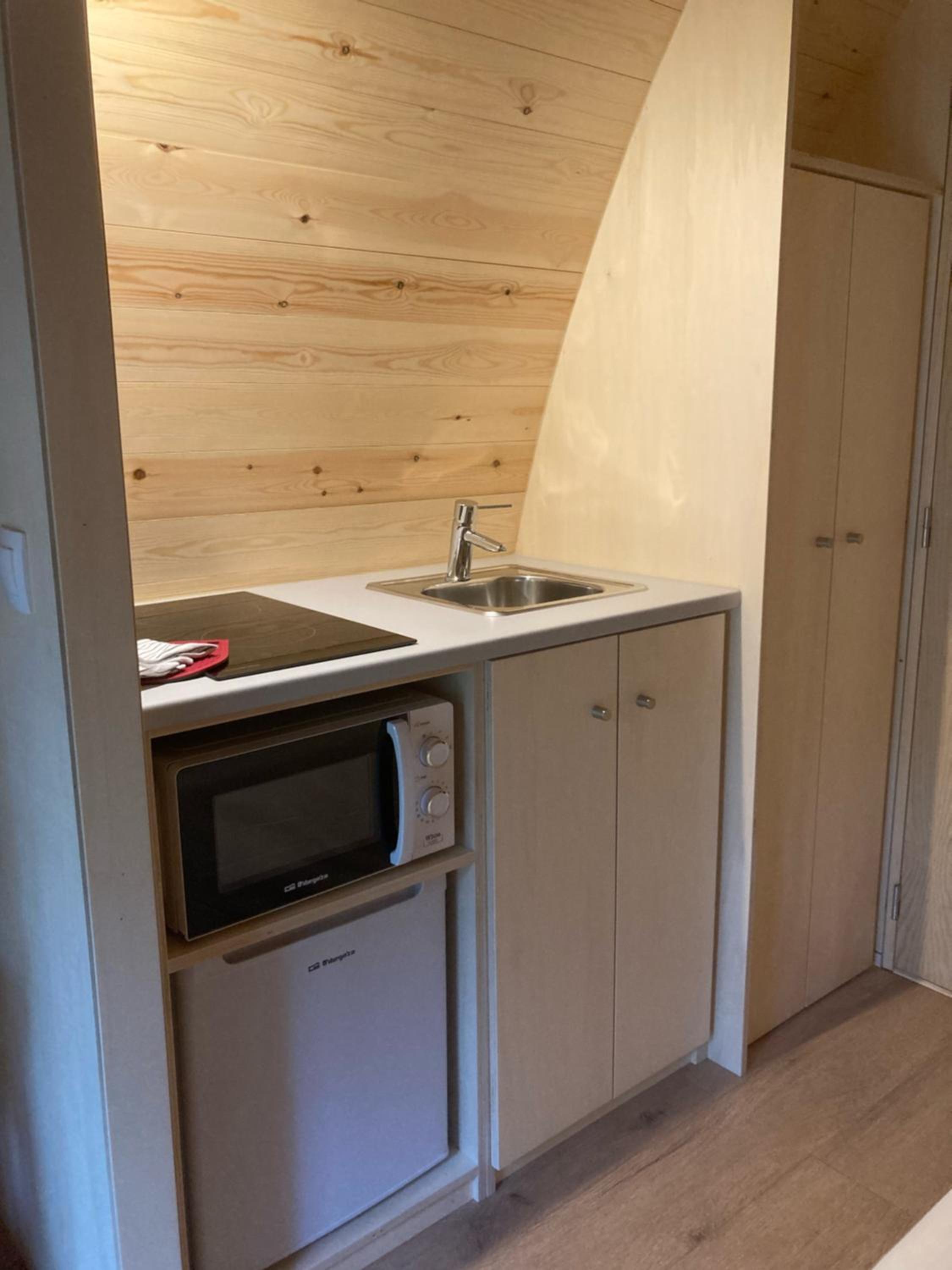 Superior Bungalow - Photo 10