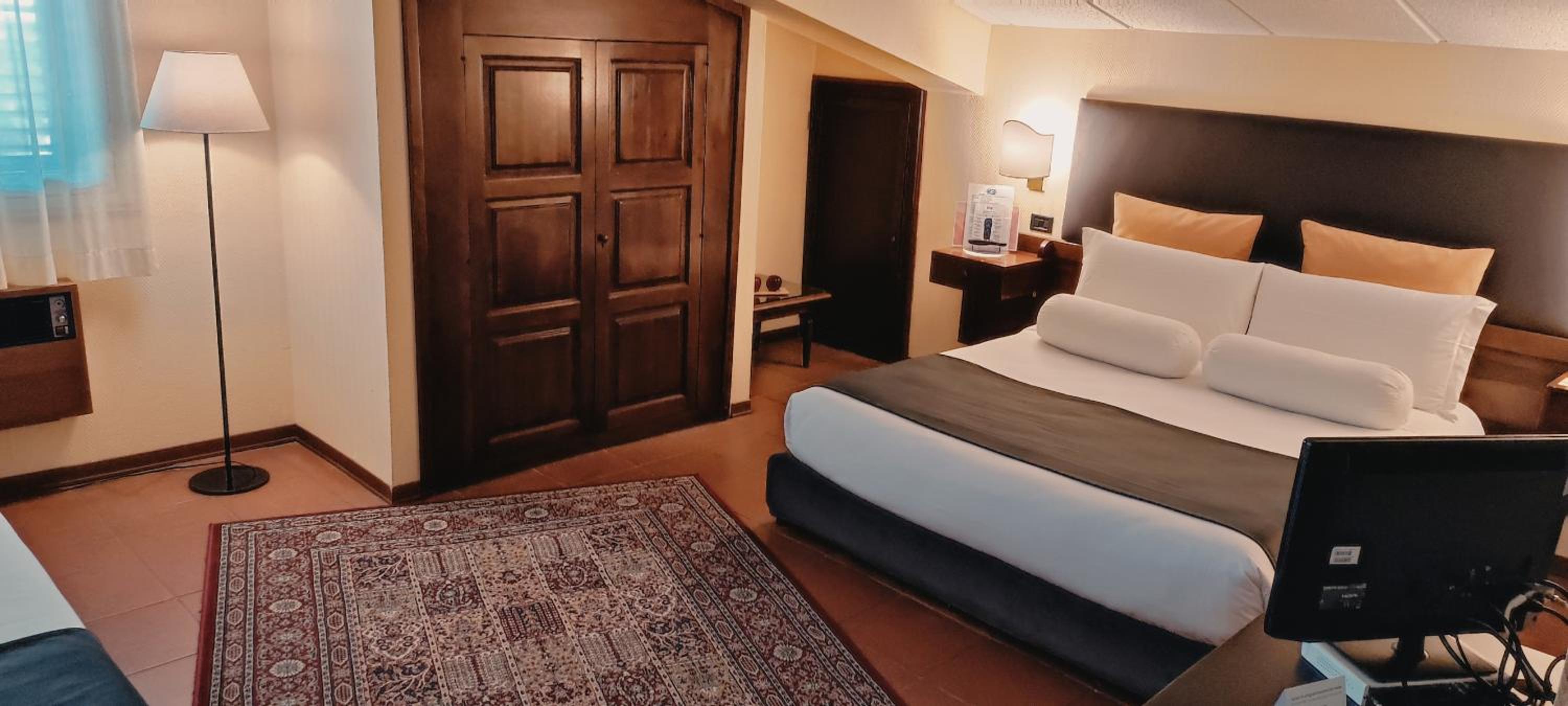 Classic Double Room - Photo 3