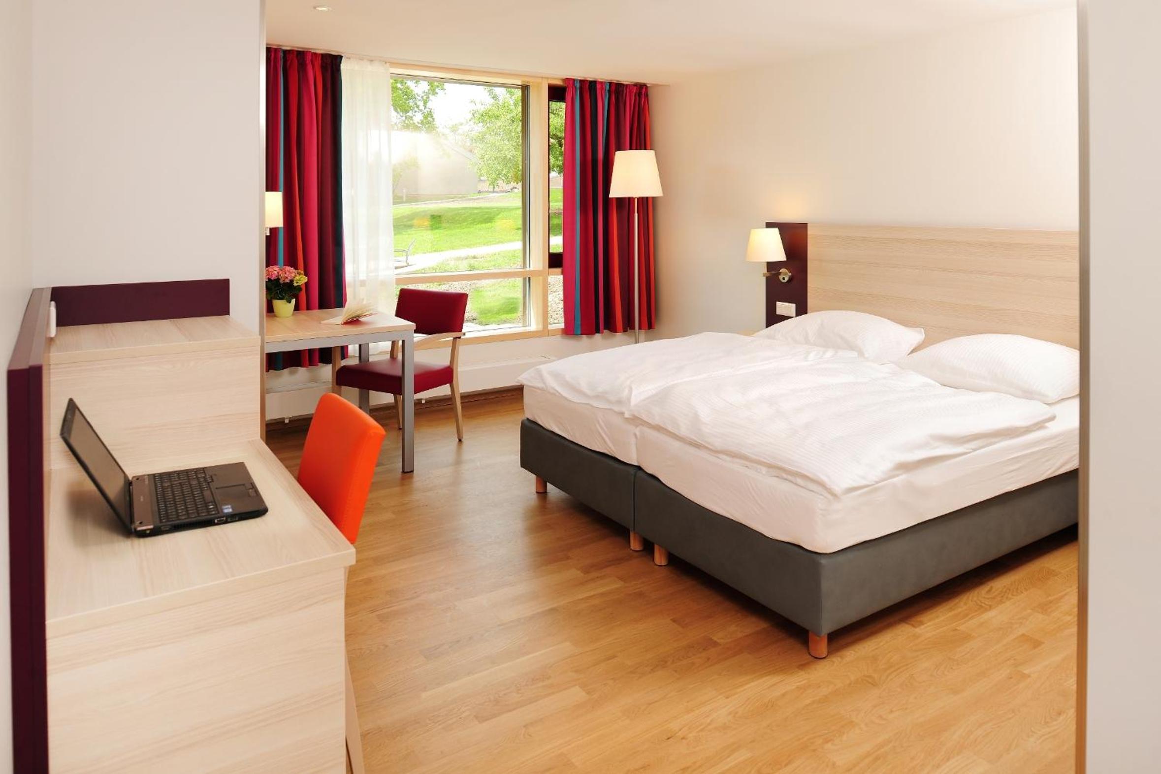 Small Double Room photo 2