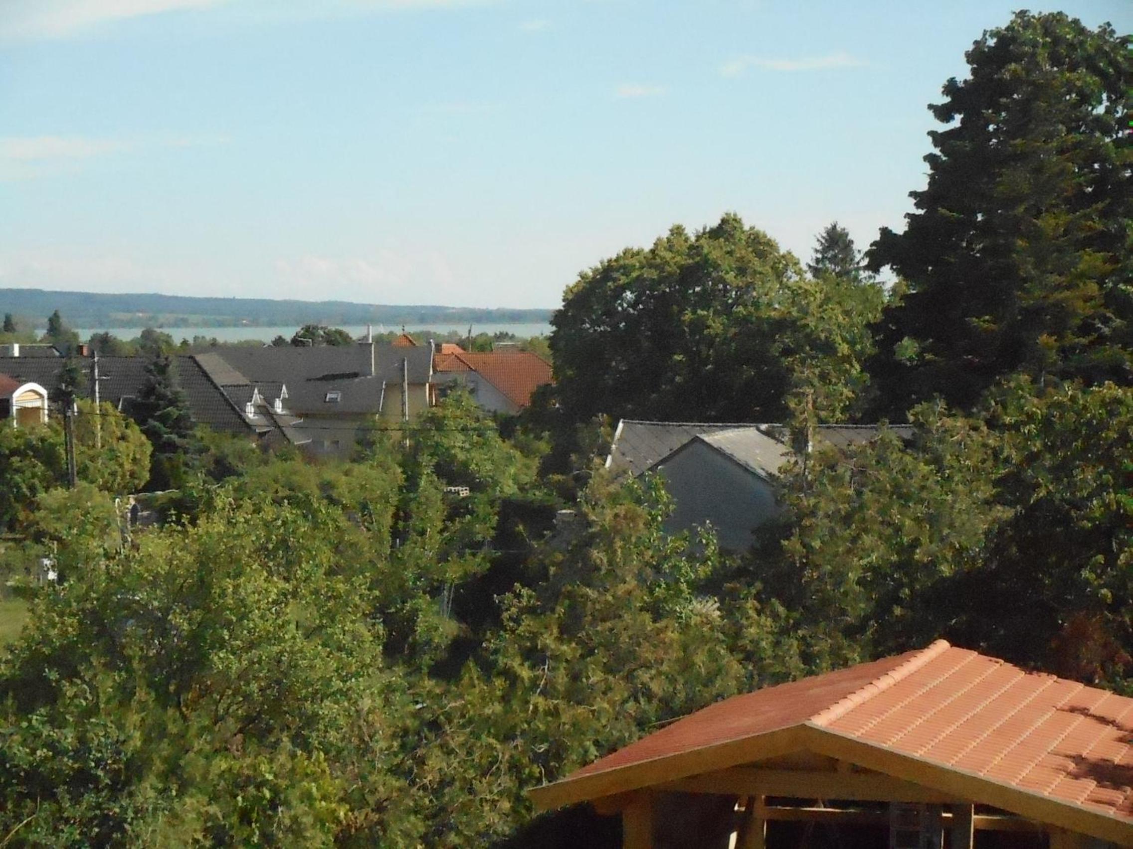 Double Room with Balcony (2 Adults + 1 Child) photo 3