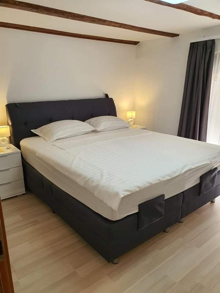 Two-Bedroom Apartment - Photo 17