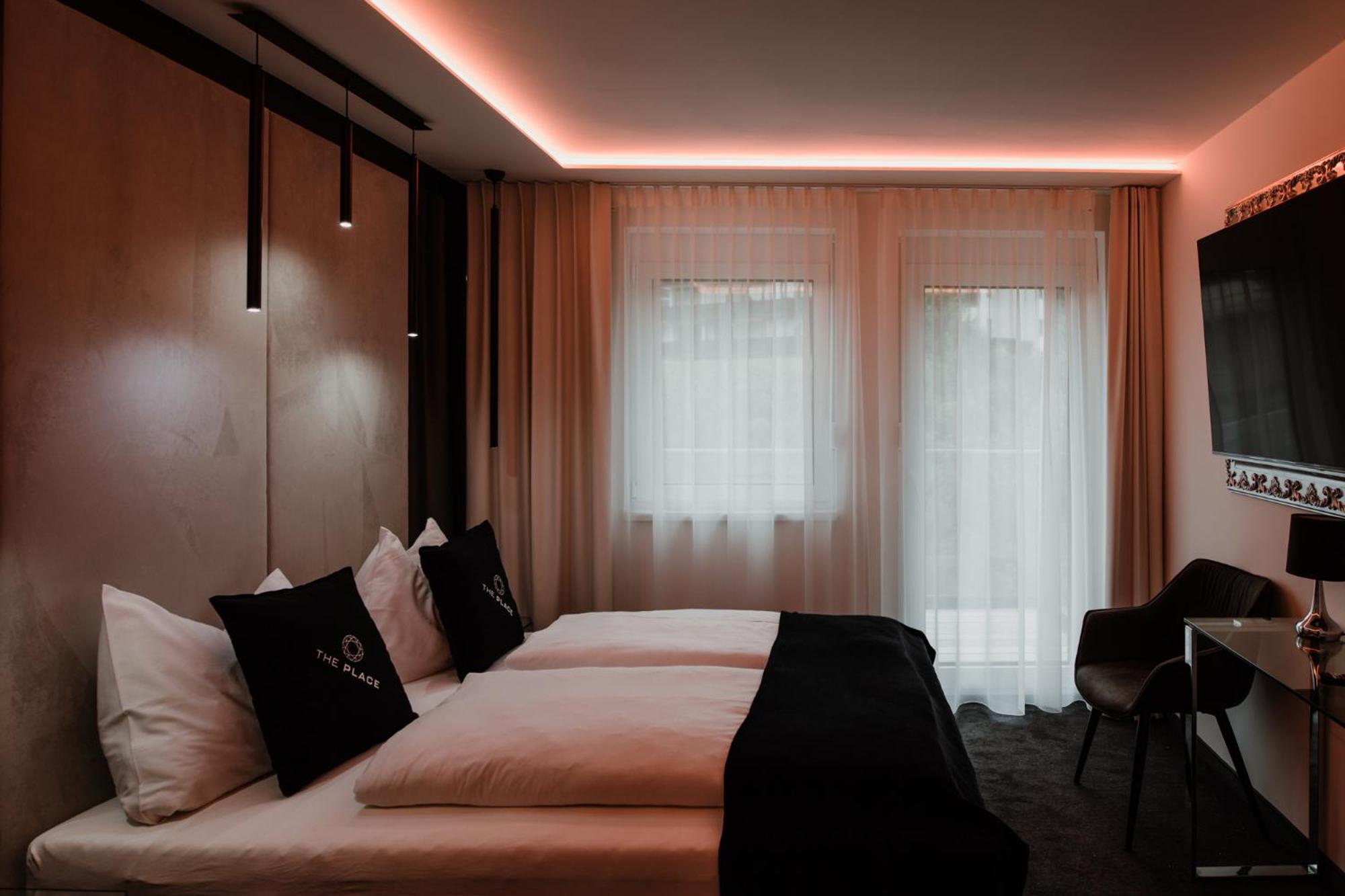 Double Room with Balcony photo 2
