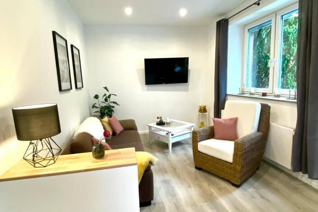One-Bedroom Apartment photo 2