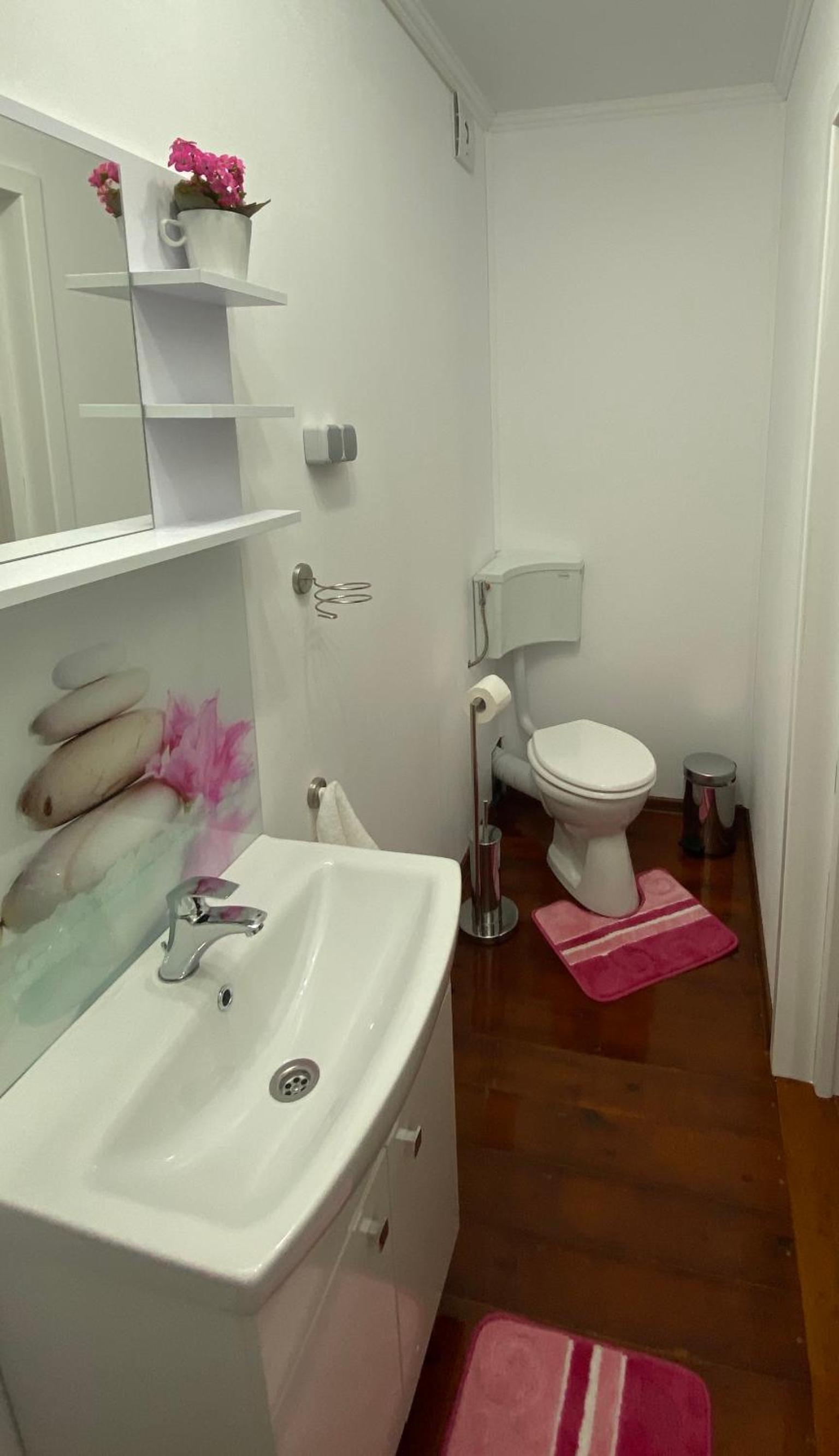 Deluxe Double Room with Balcony photo 2