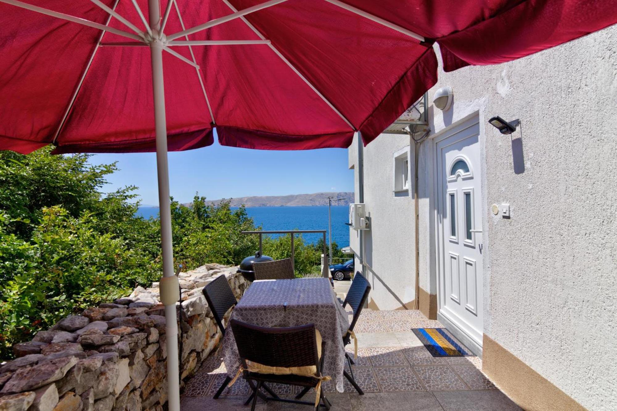 Apartment with Sea View photo 2