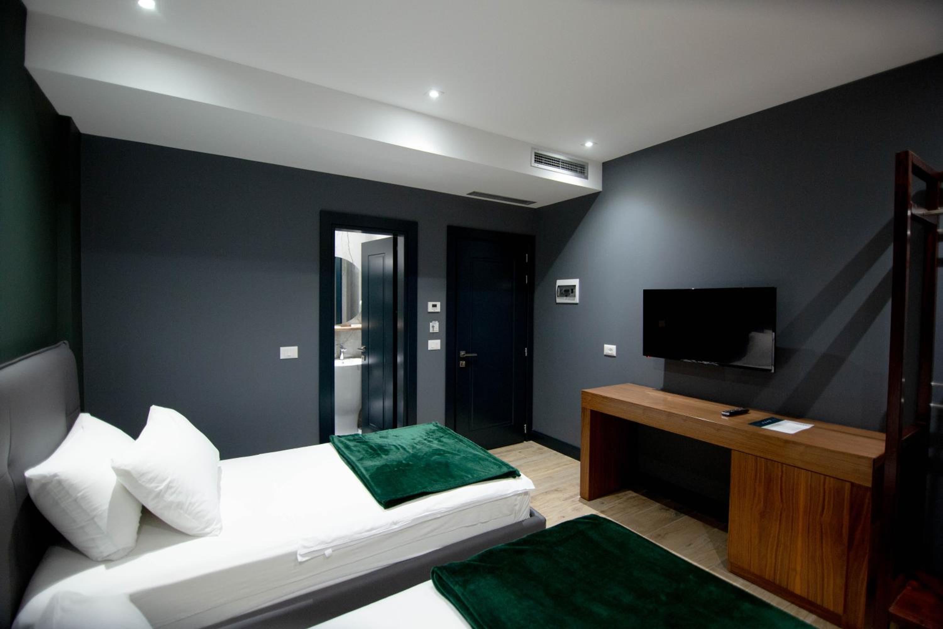 Twin Room with Balcony photo 1
