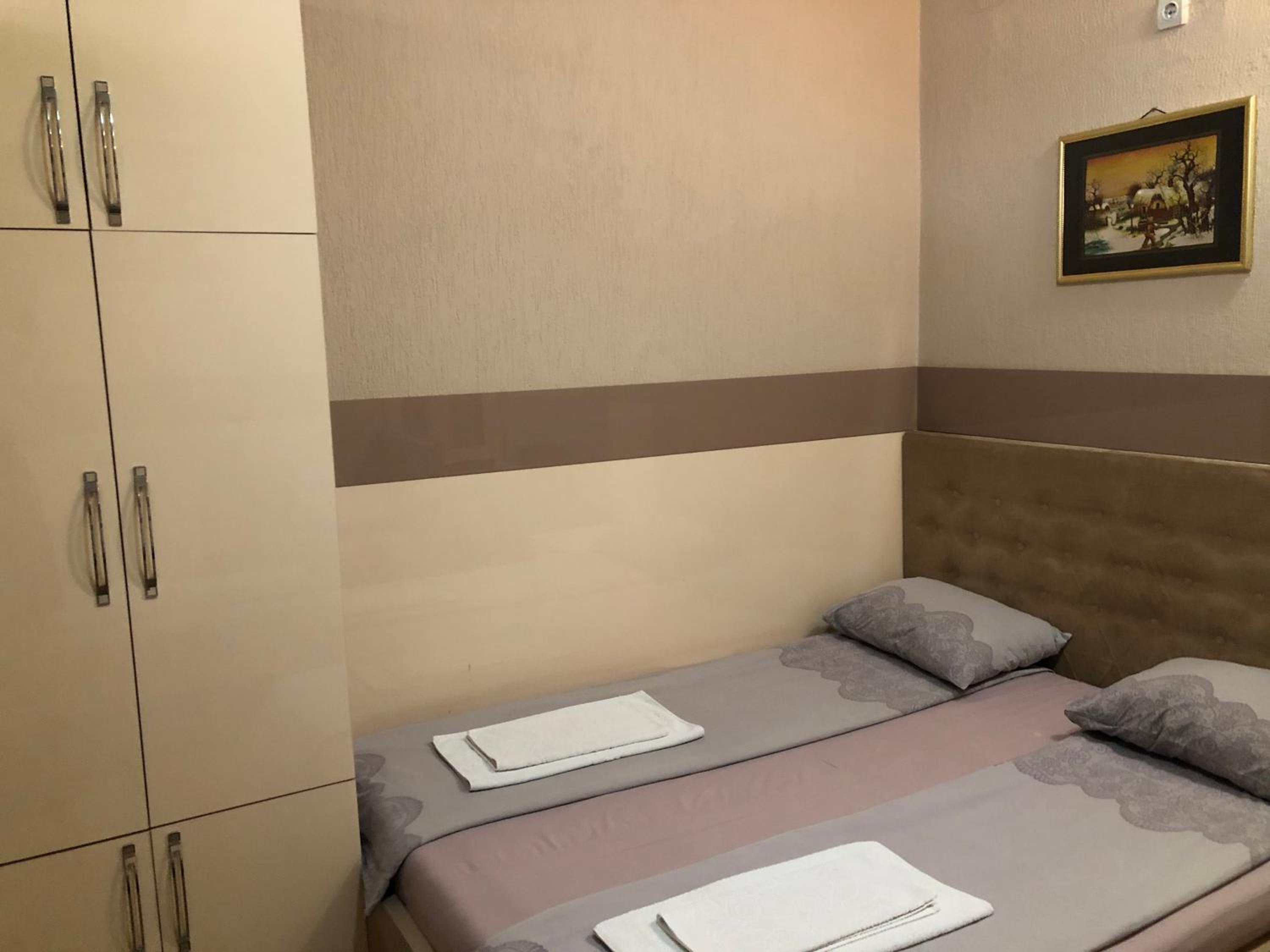 Triple Room with Bathroom photo 1
