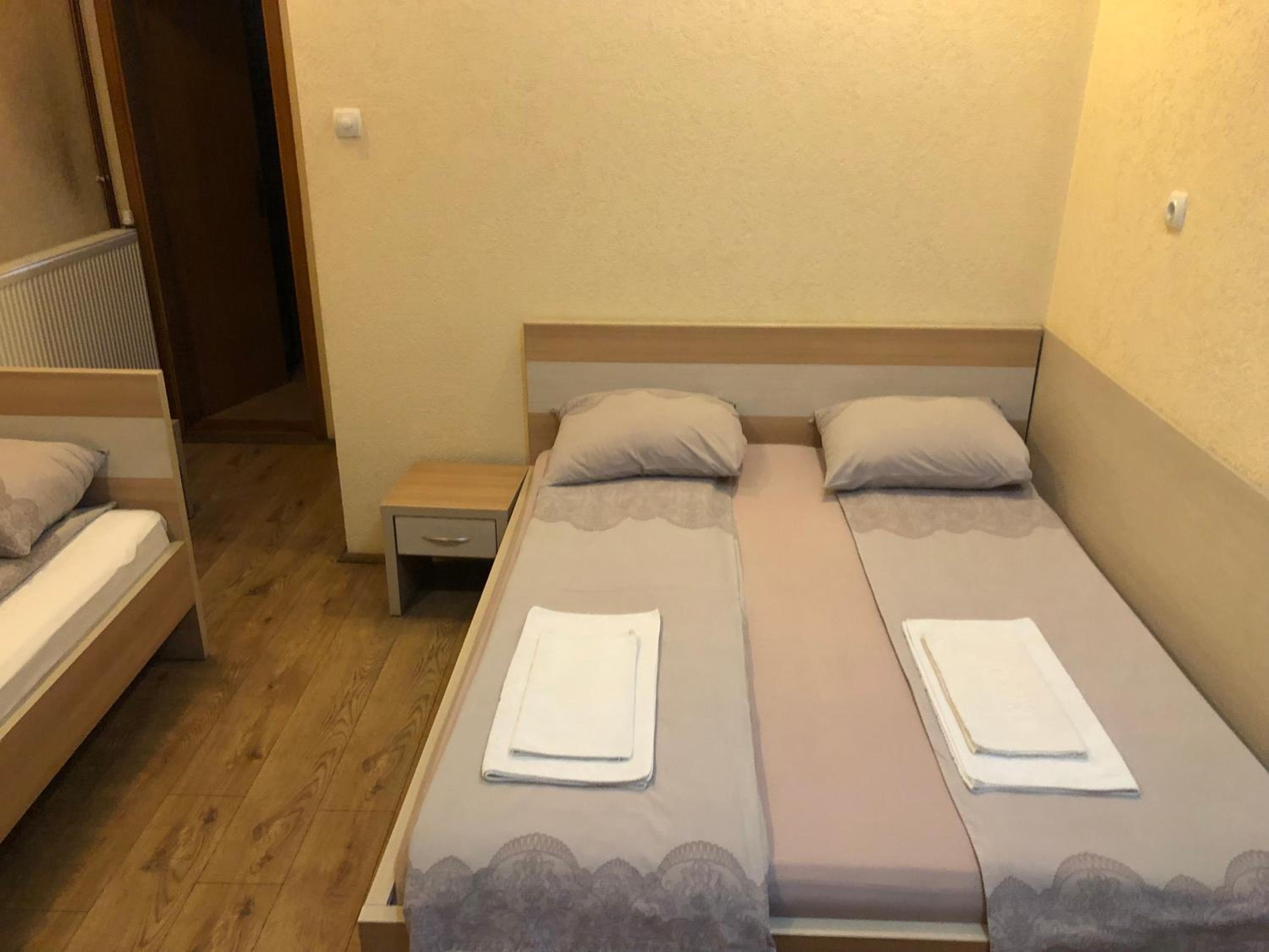 Triple Room with Bathroom photo 3